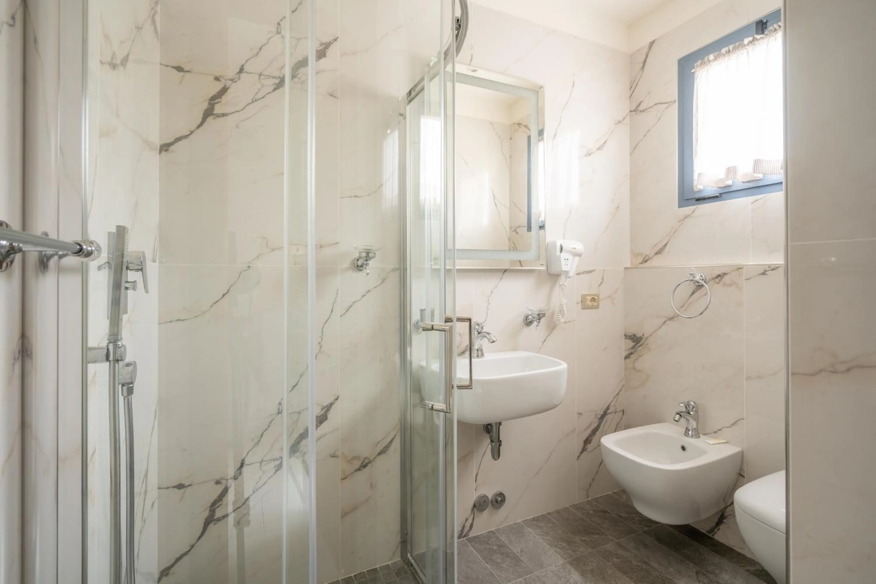 Bathroom in Royal Boutique Hotel