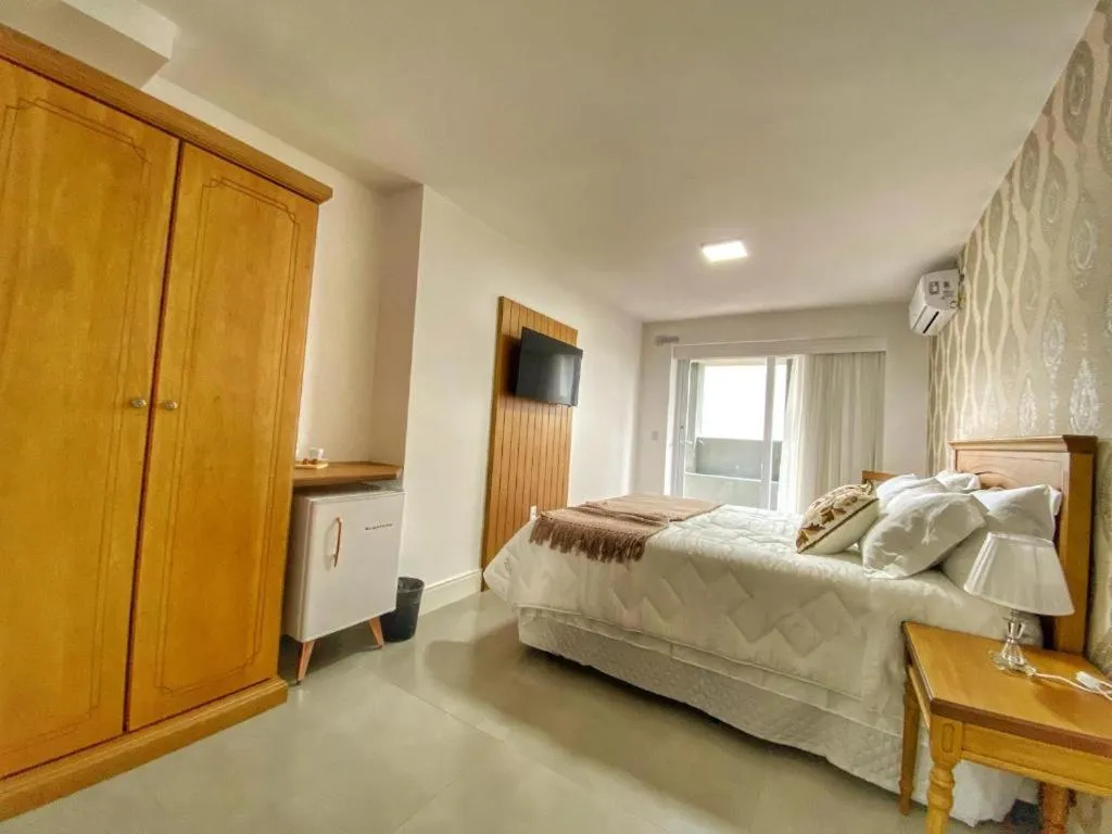 Photo of the whole room, Bed in Pousada Villa Vie