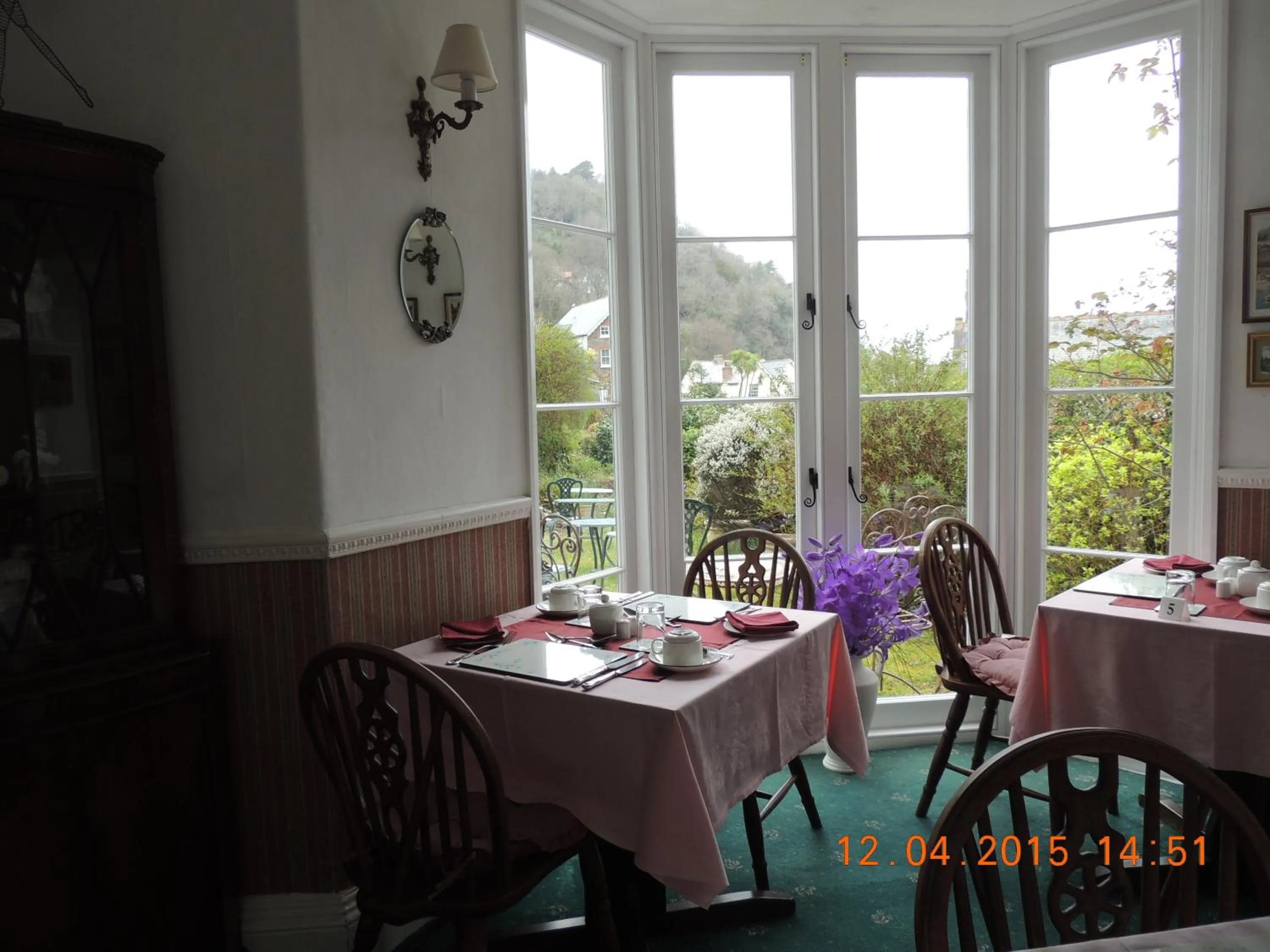 Restaurant/places to eat in Orchard House Hotel