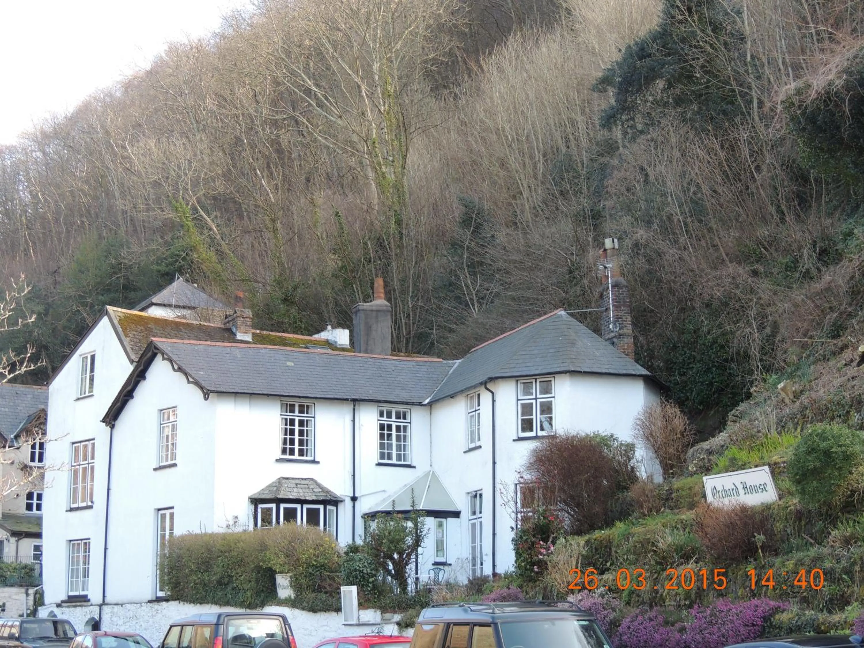 Communal lounge/ TV room in Orchard House Hotel