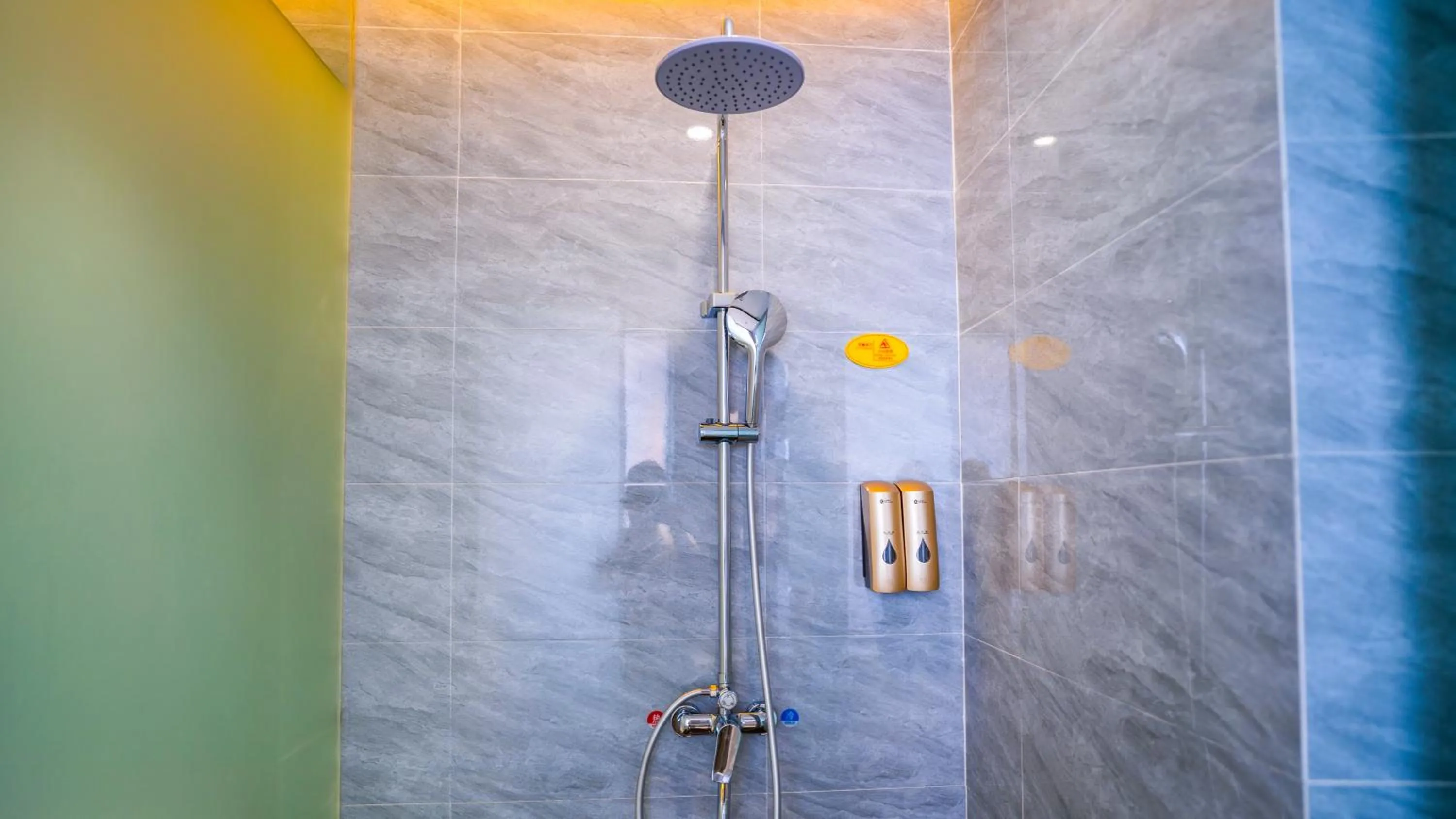 Toilet in Wansheng Hotel