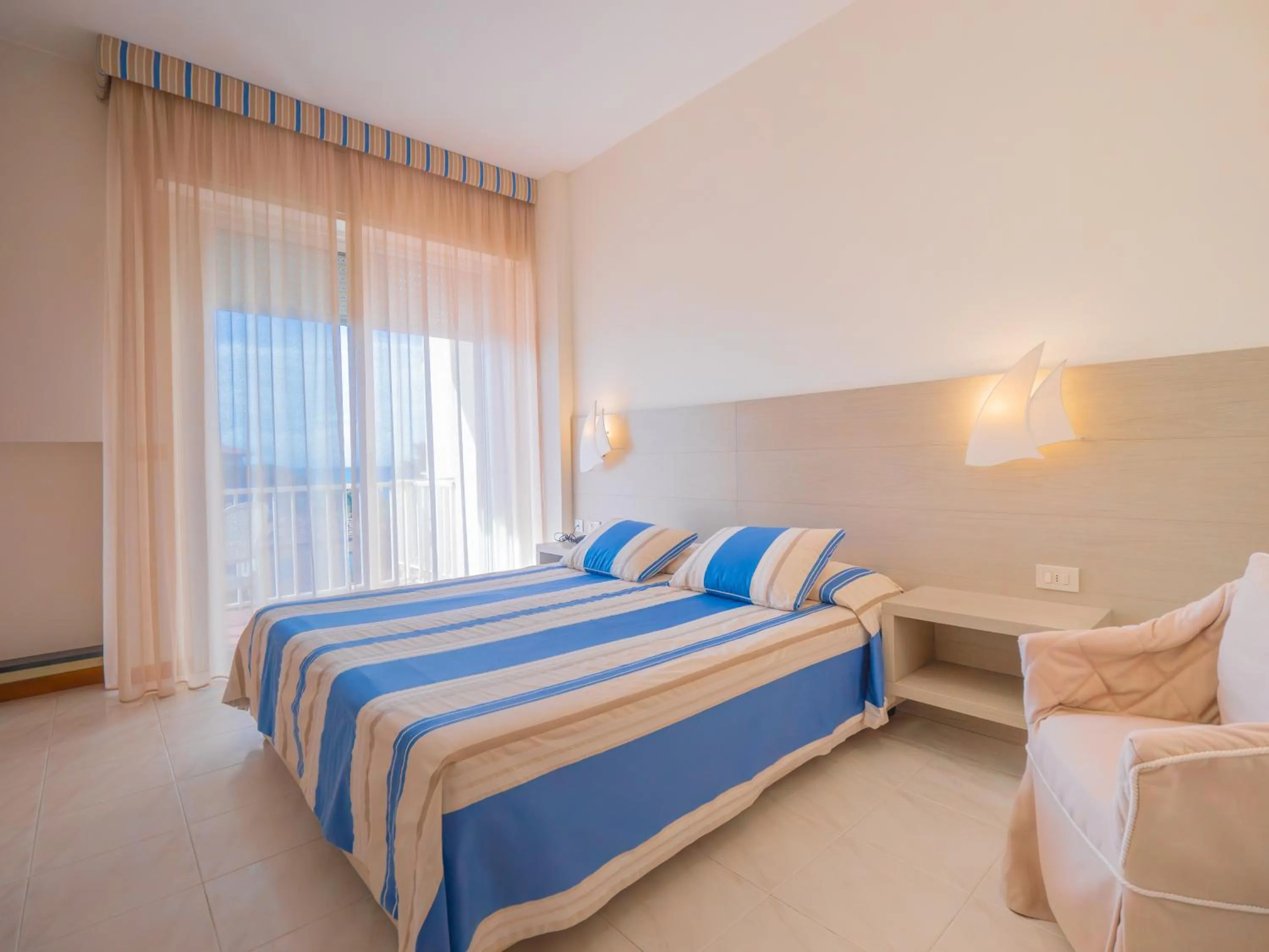 Bed in Hotel Splendid