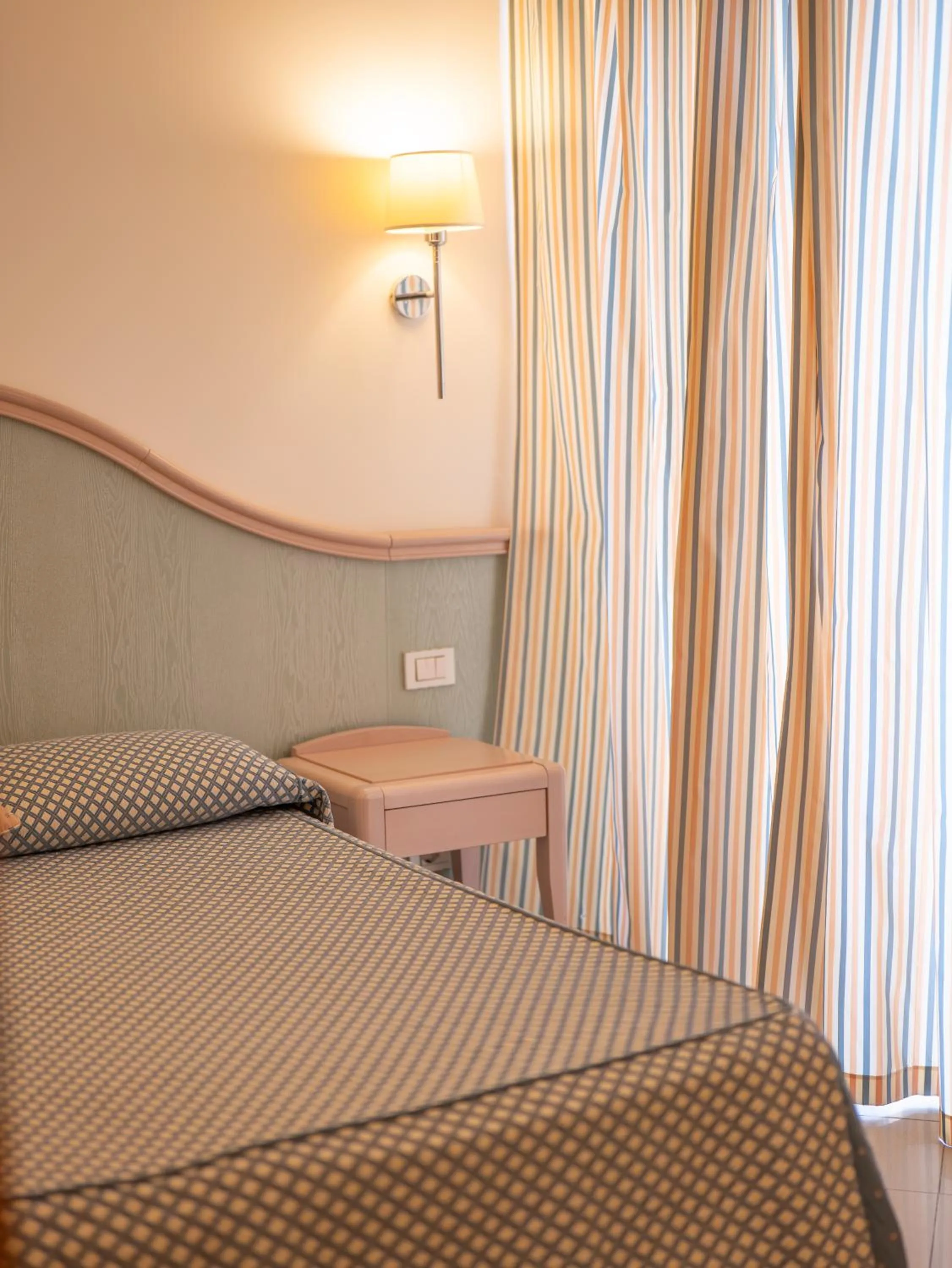 Bed in Hotel Splendid