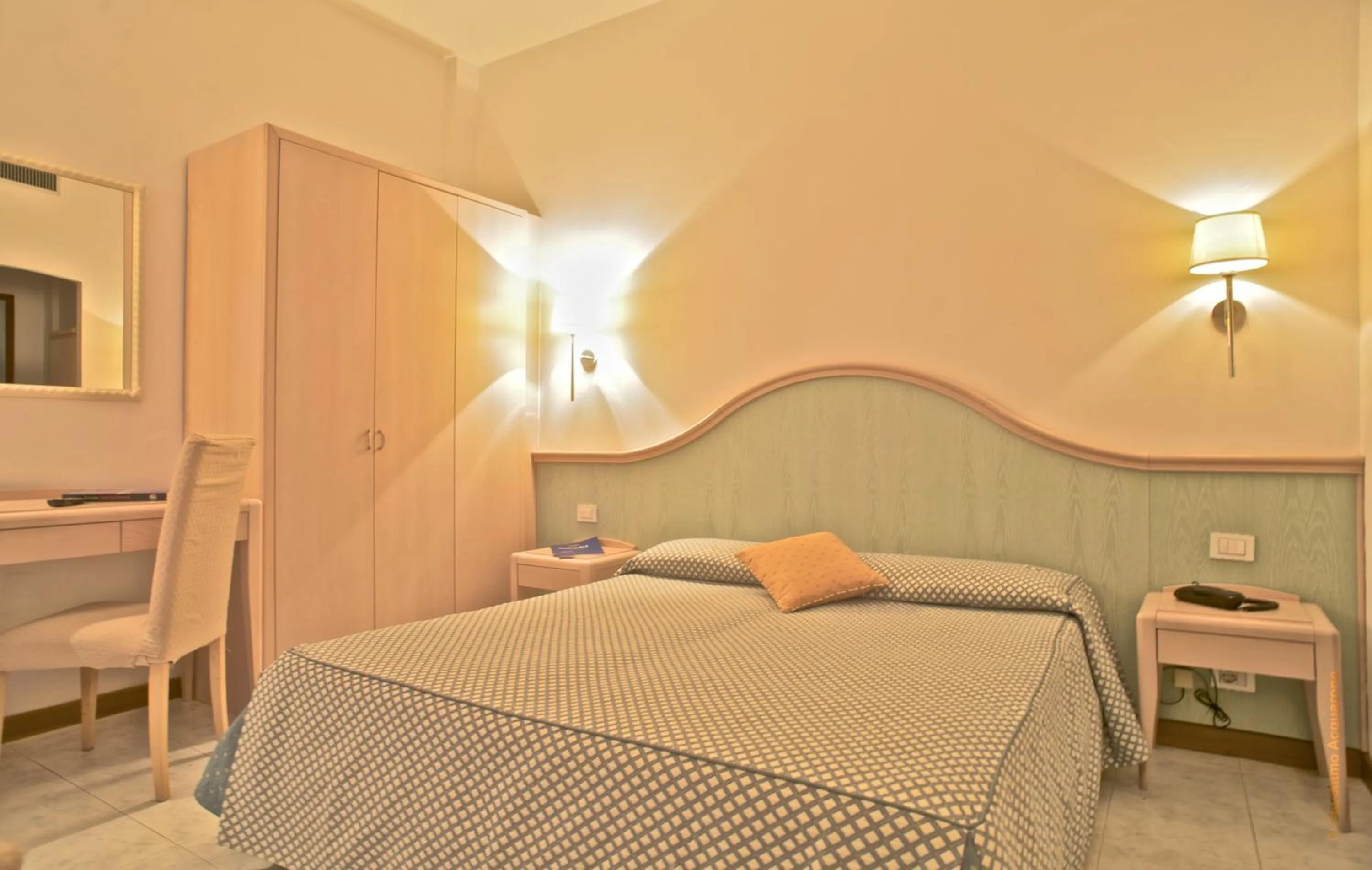 Bed in Hotel Splendid