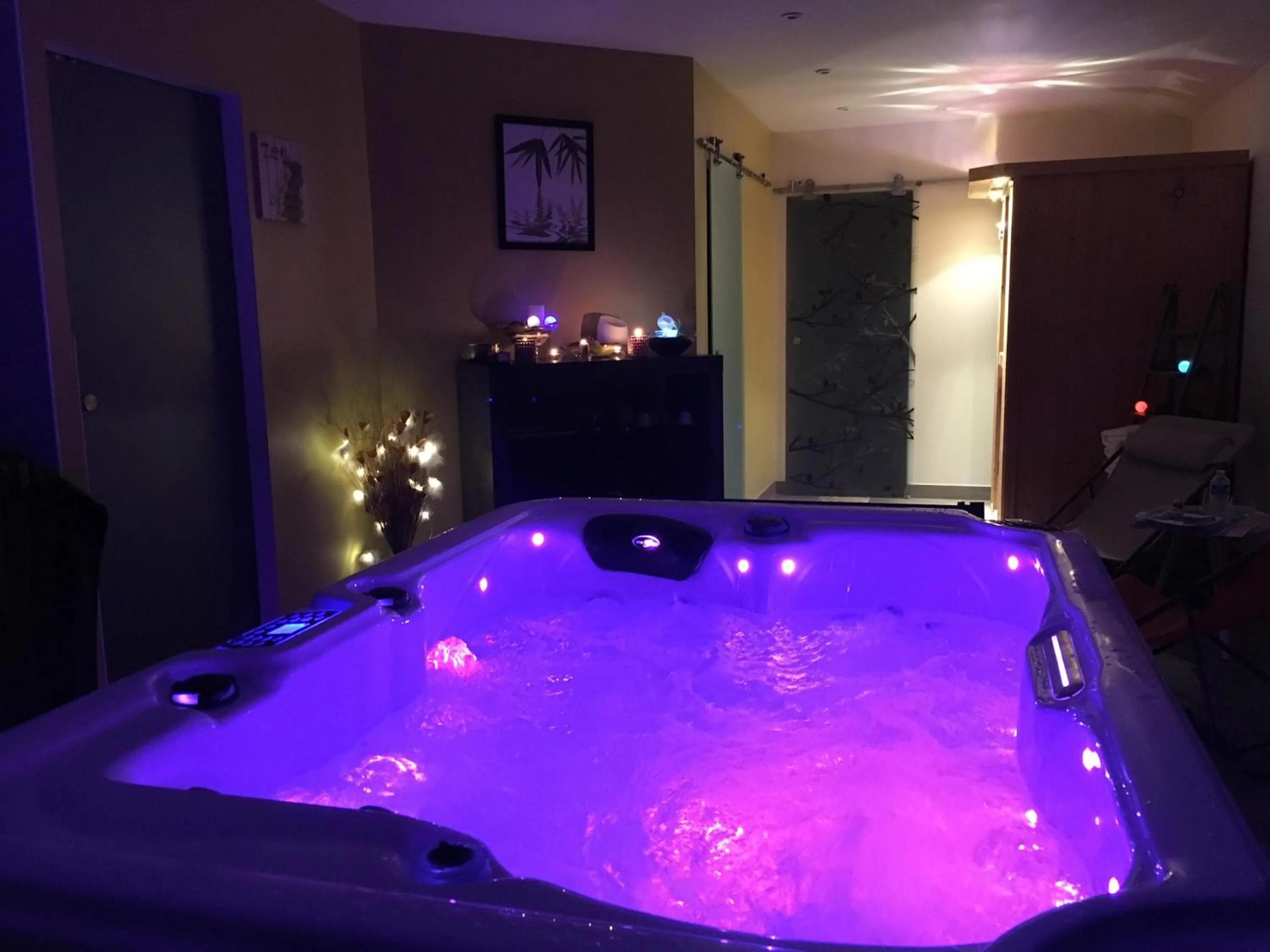 Evening entertainment in Ome sweet home