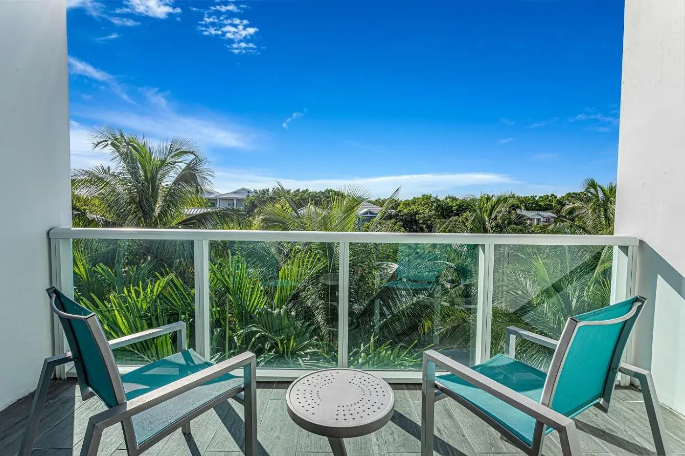 Standard Queen Room in Resorts World Bimini Standard Queen Room in Resorts World Bimini