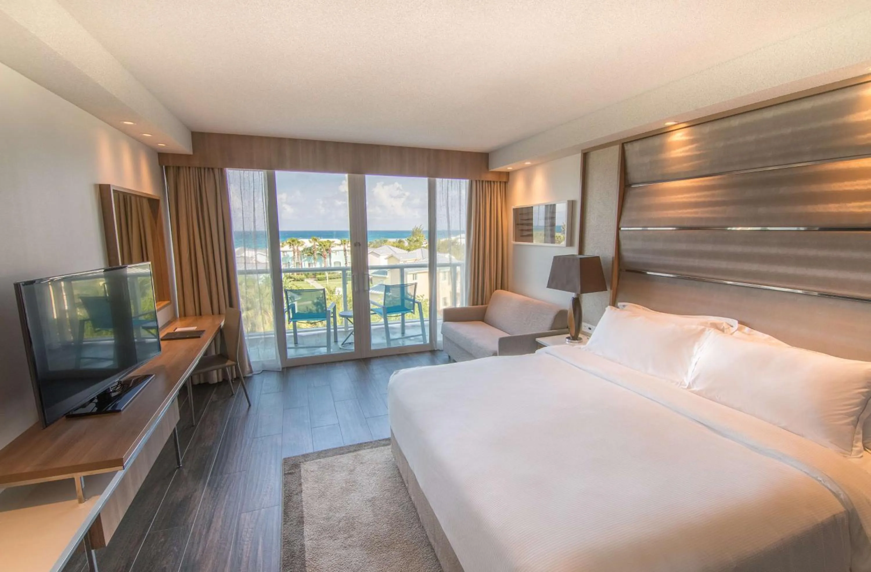 Bed in Resorts World Bimini