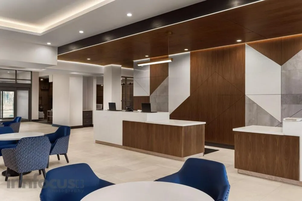 Lobby or reception in Hyatt Place Mississauga / Airport Corp Center