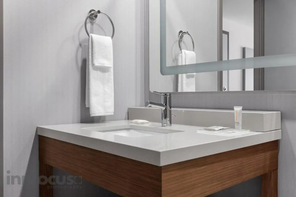 Hyatt Place Mississauga / Airport Corp Center