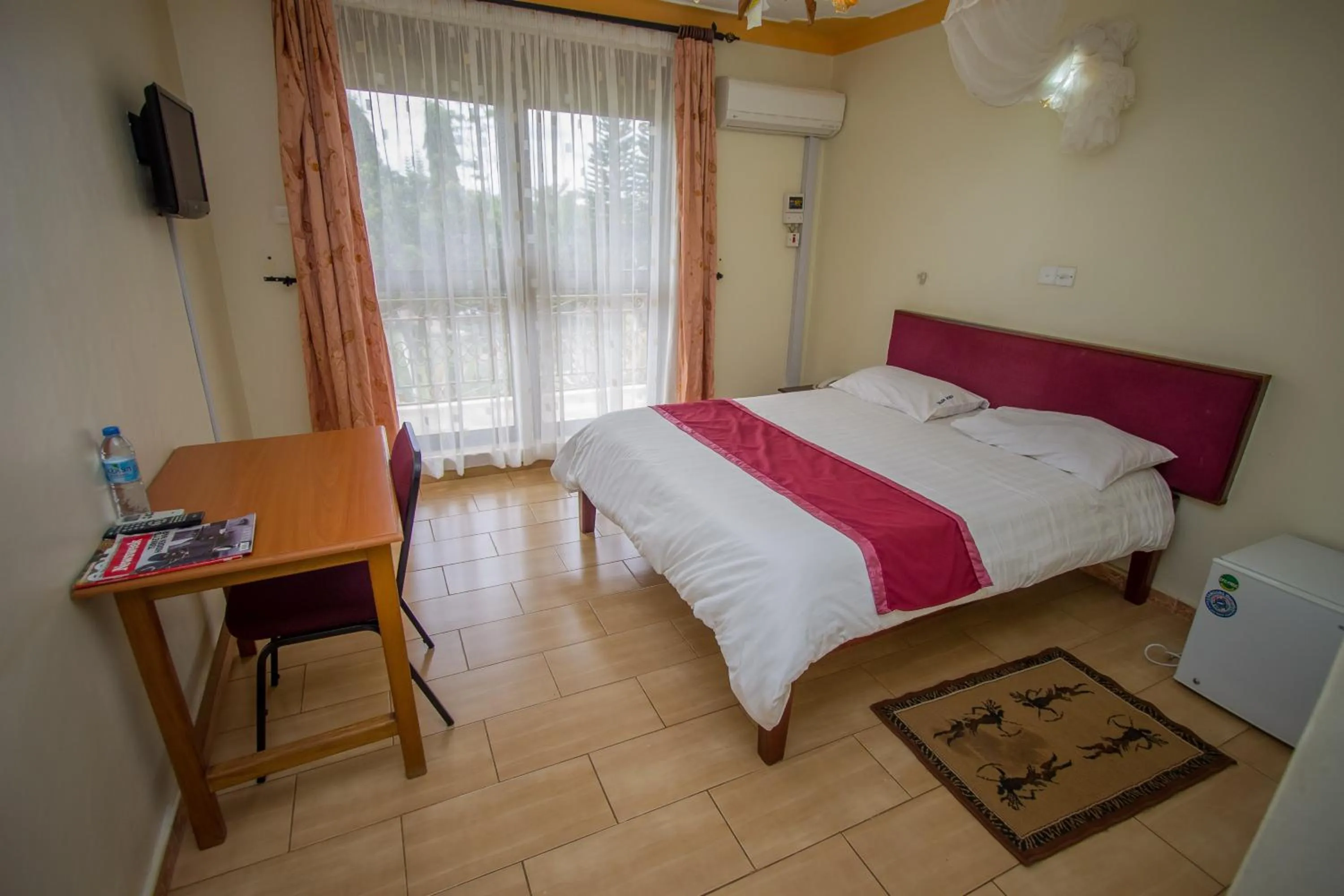 Bedroom, Bed in Askay Hotel Suites