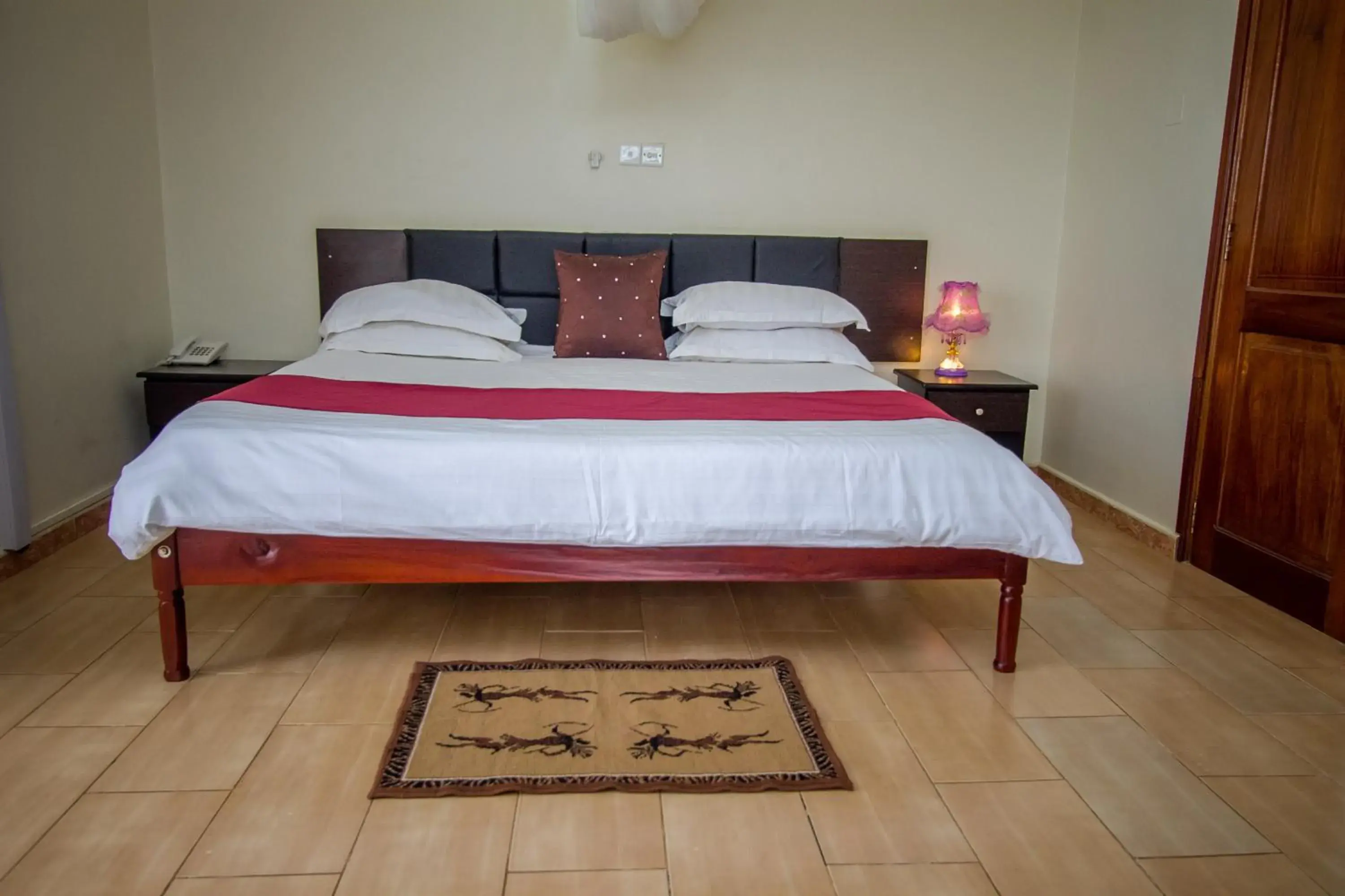 Junior Suite in Askay Hotel Suites Junior Suite in Askay Hotel Suites