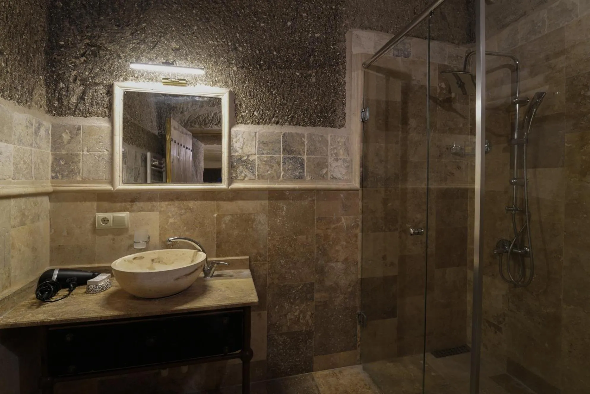Bathroom in Tekkaya Cave Hotel