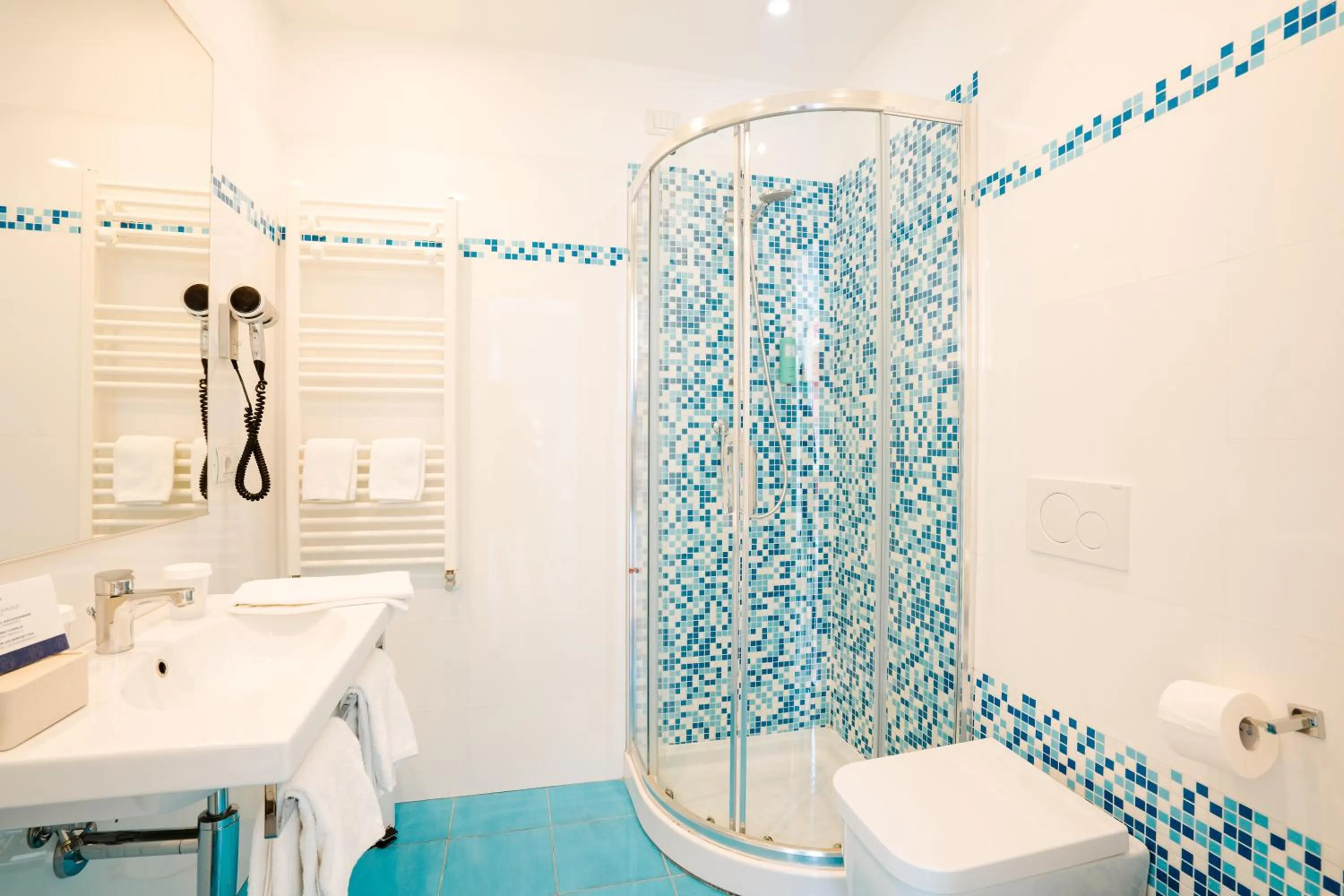 Shower in Hotel Nazionale