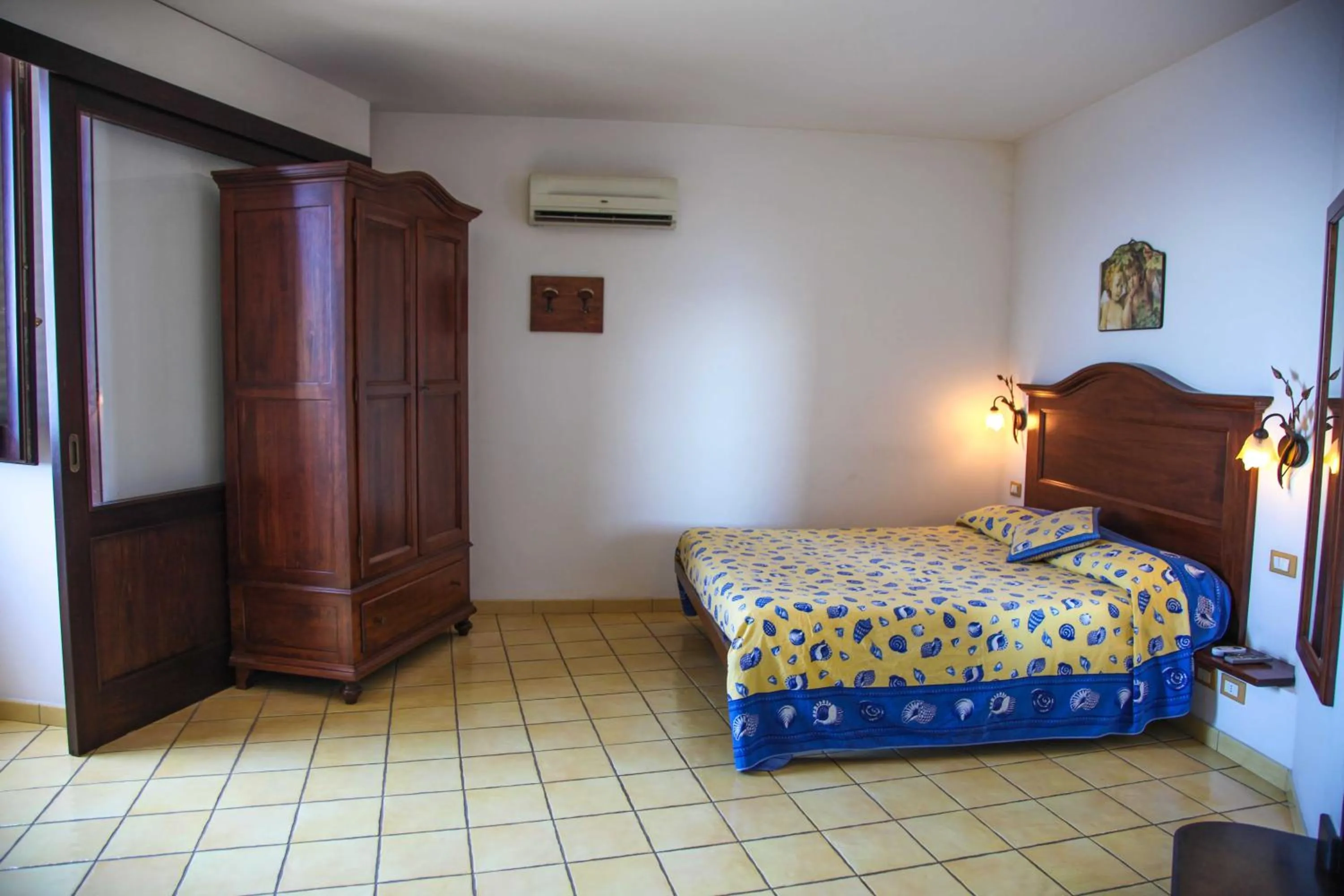 Bedroom, Bed in B&B Alta Marea Lipari