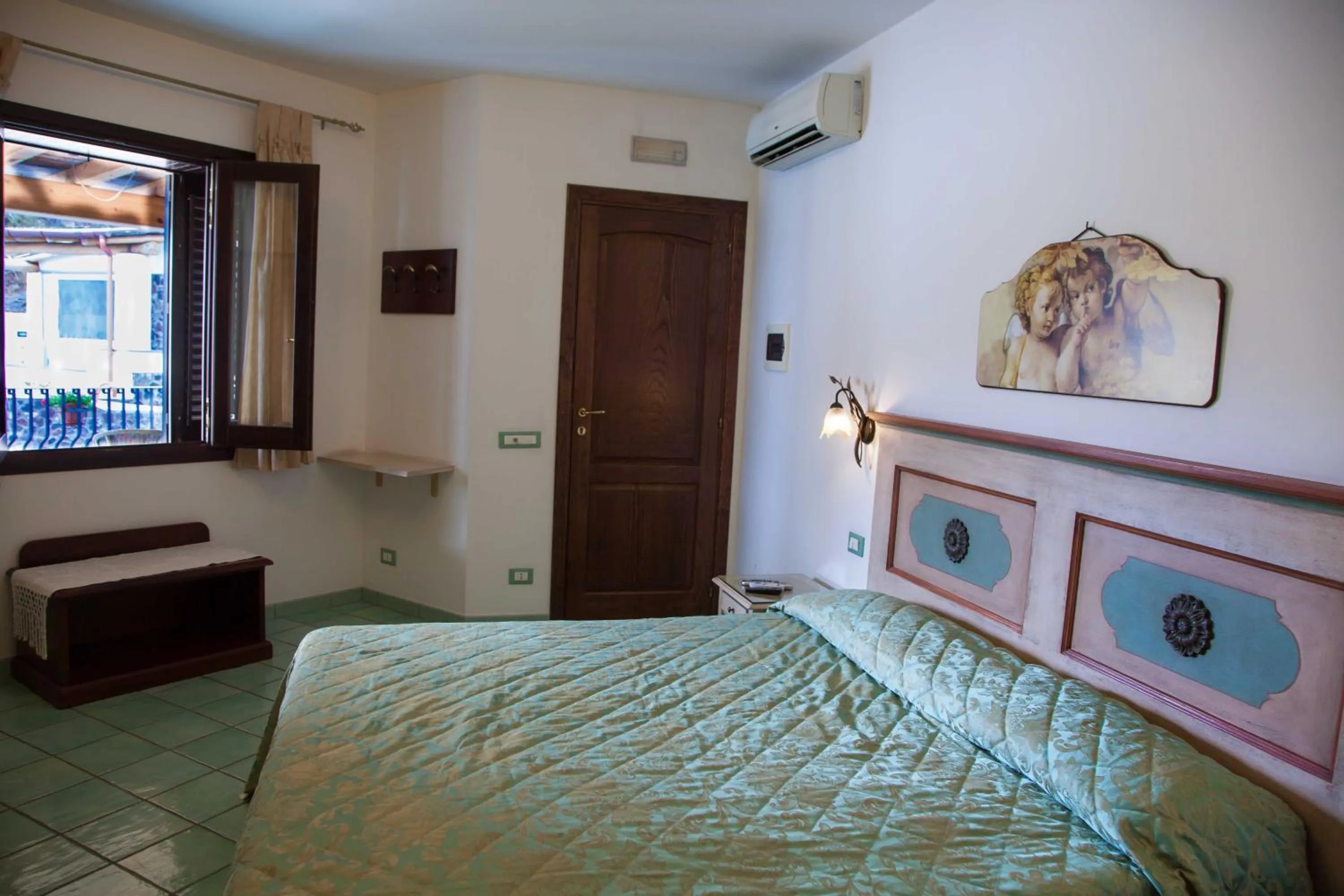 Bedroom, Bed in B&B Alta Marea Lipari