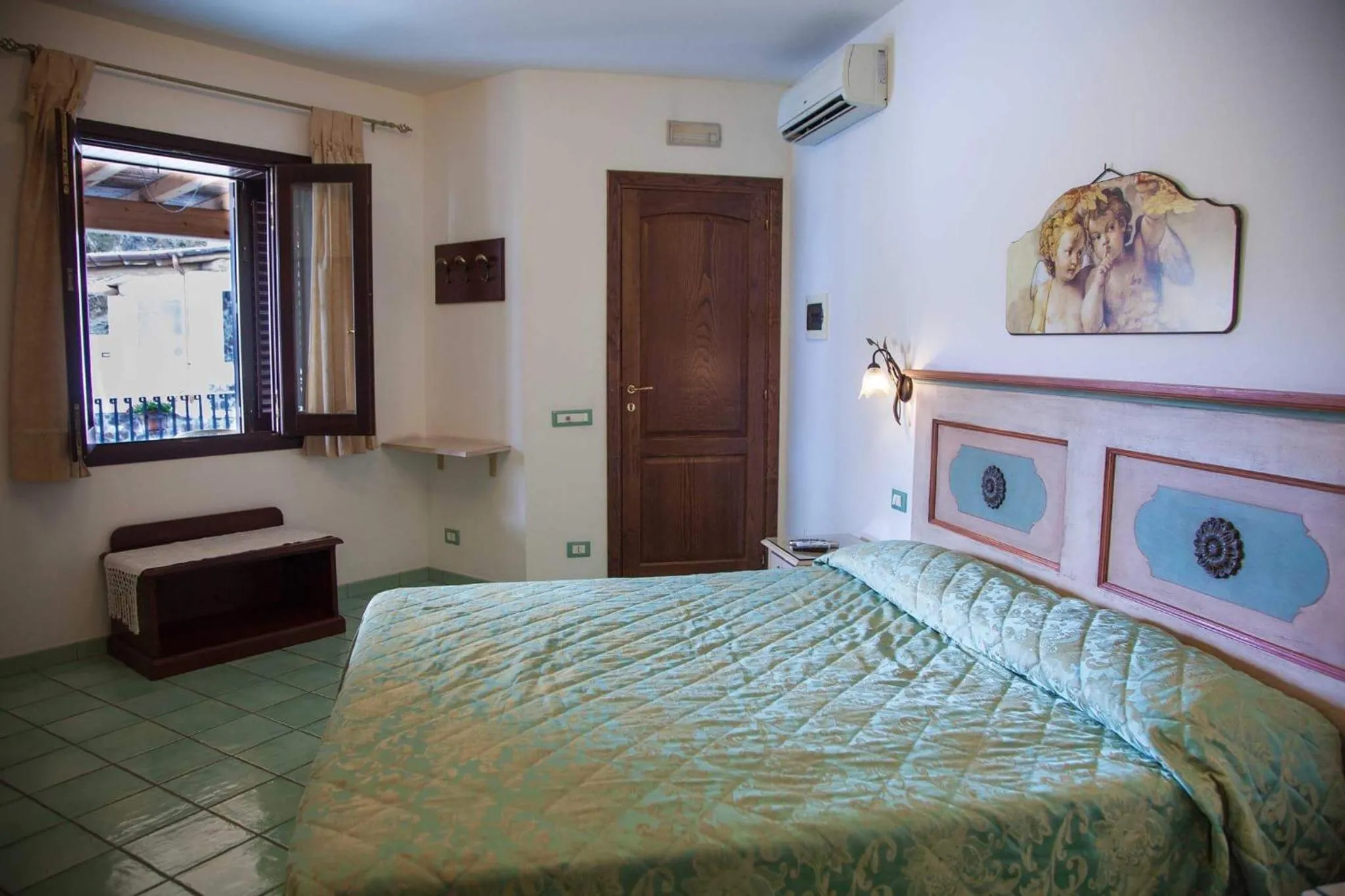 Bed in B&B Alta Marea Lipari