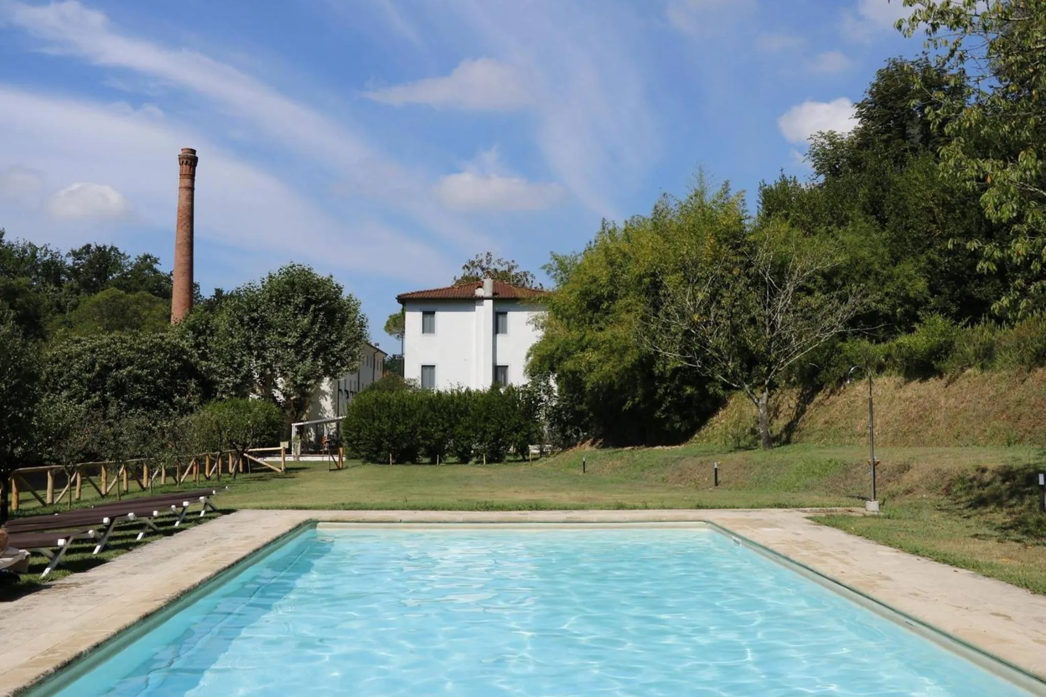 Pool view in Villa La Bianca