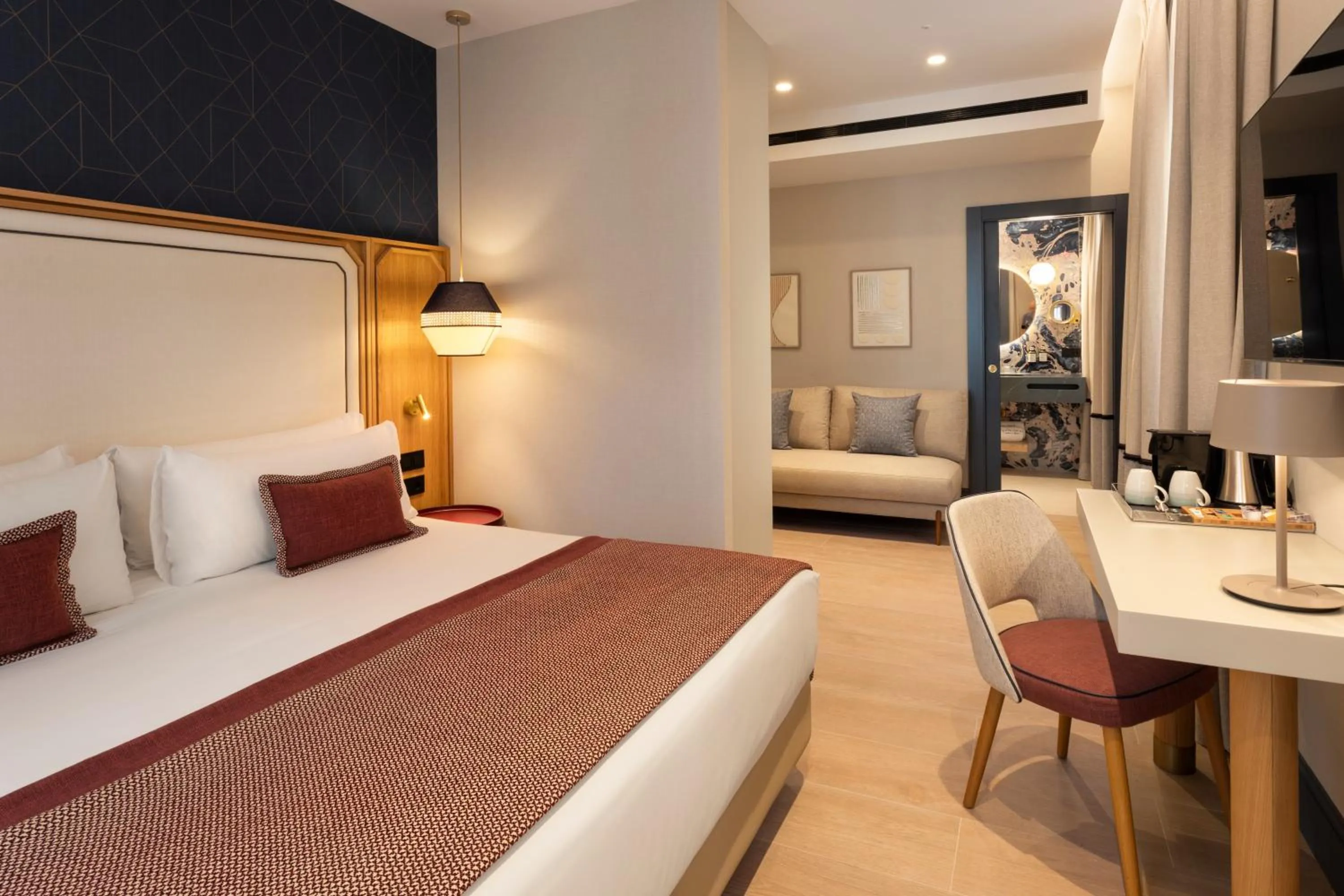 Bed in Catalonia Puerta del Mar