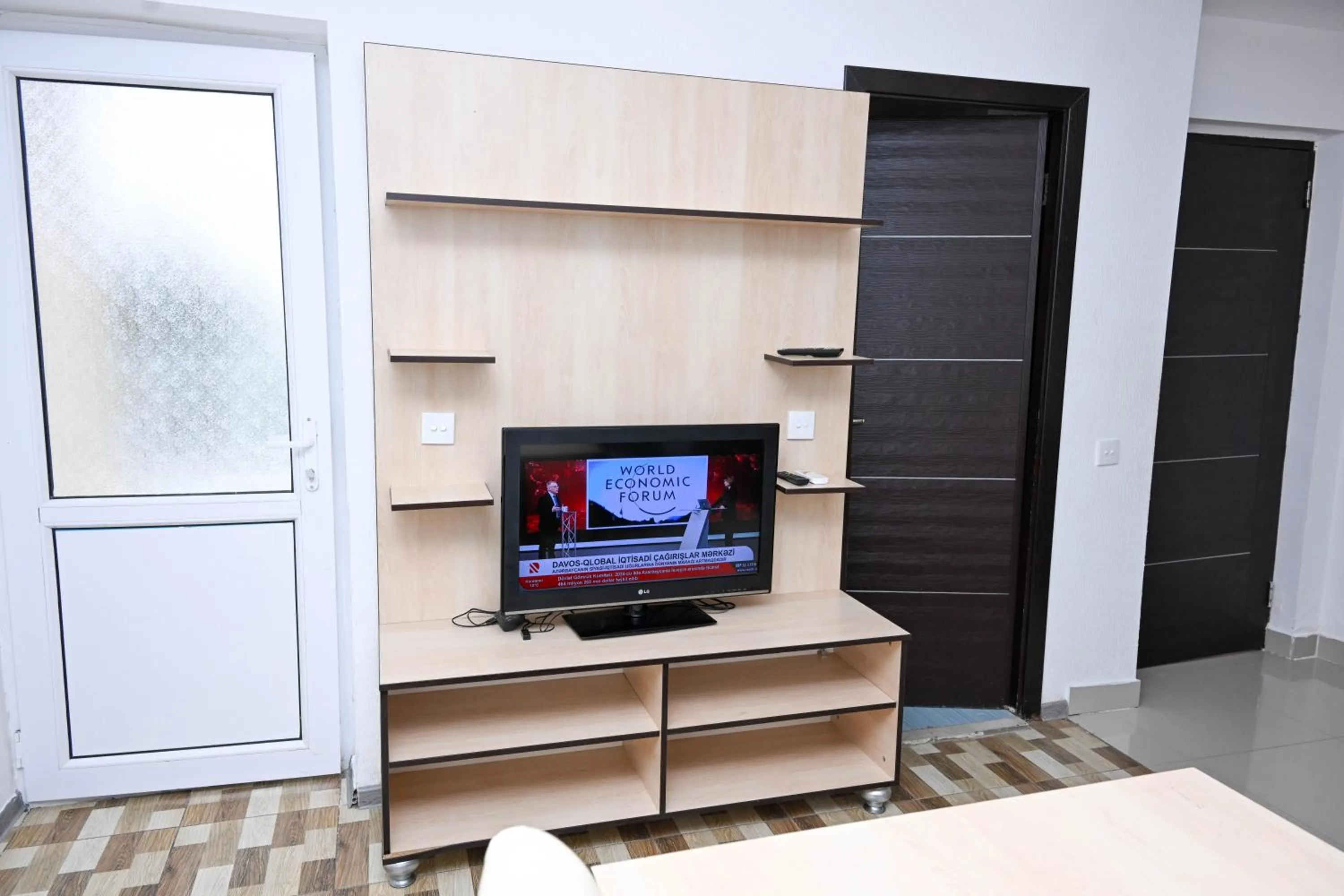 TV and multimedia in Arena Hotel Qakh