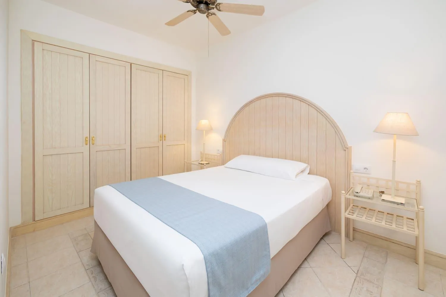 Photo of the whole room, Bed in Gran Castillo Tagoro Family & Fun Playa Blanca