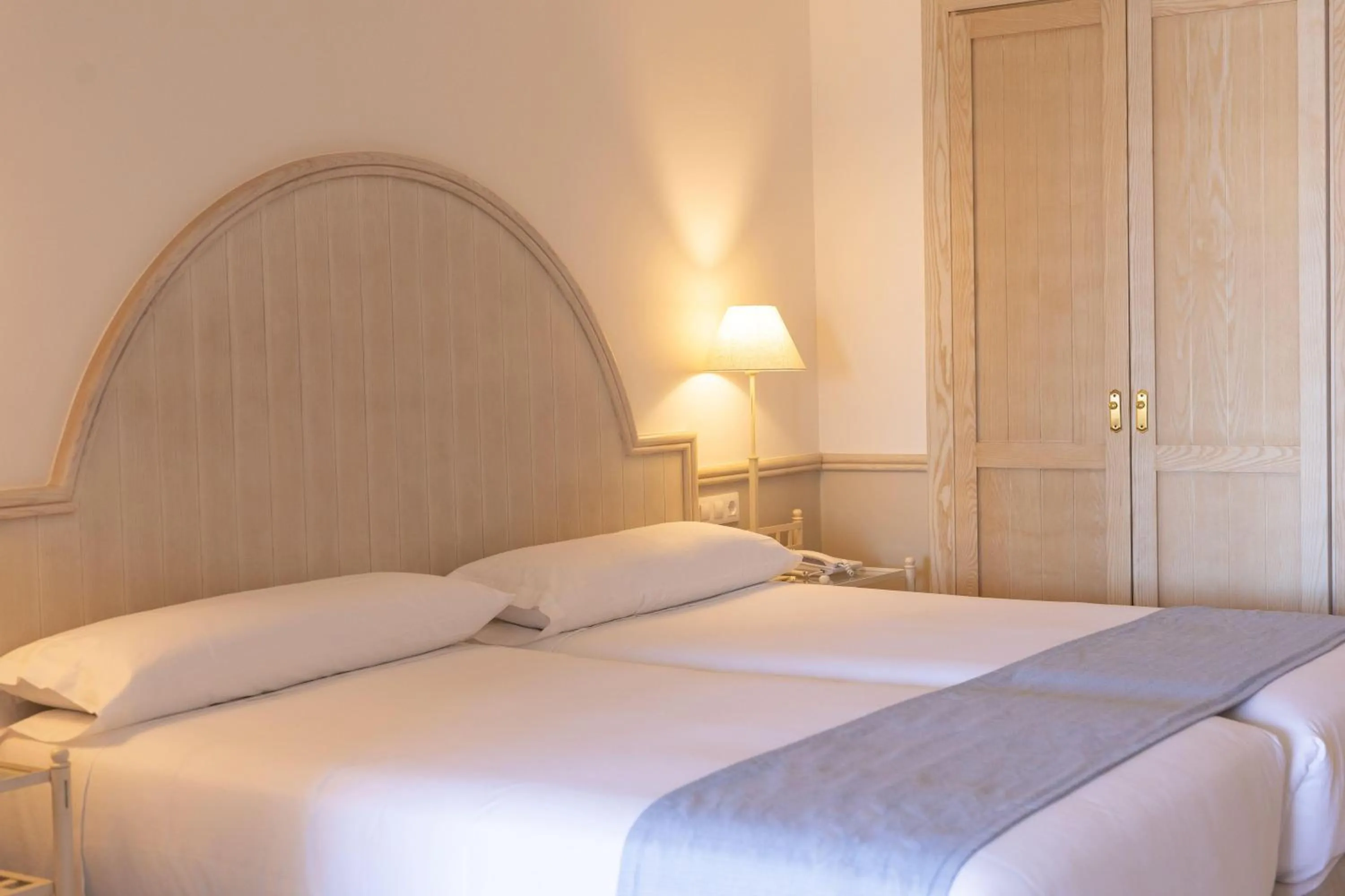 Photo of the whole room, Bed in Gran Castillo Tagoro Family & Fun Playa Blanca