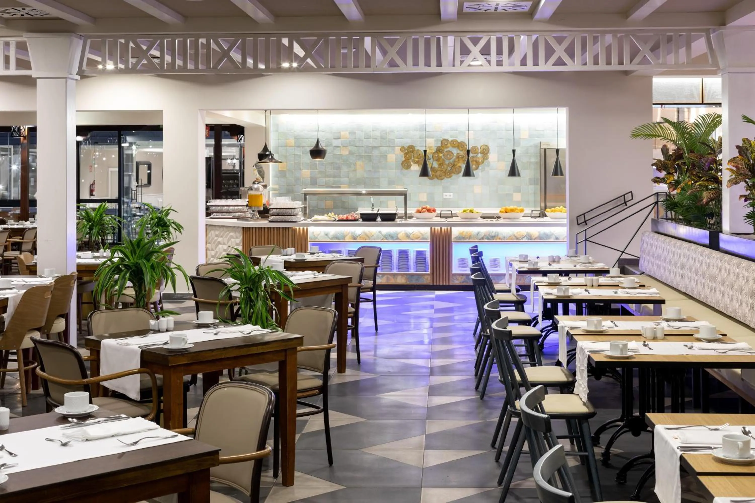 Restaurant/places to eat in Gran Castillo Tagoro Family & Fun Playa Blanca