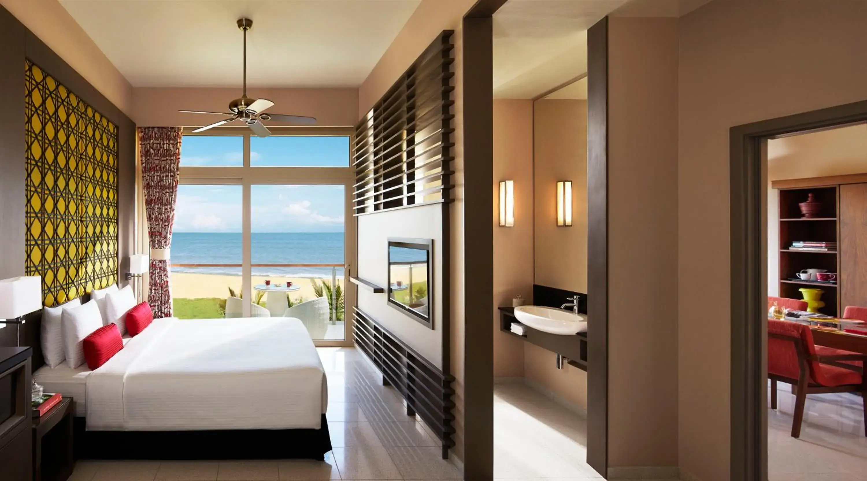 Junior Suite with Sea View - single occupancy - USD 10 credit on Food & Beverages Per Day | 15% Discount on Spa in Sentido Heritance Negombo Junior Suite with Sea View - single occupancy - USD 10 credit on Food & Beverages Per Day | 15% Discount on Spa in Sentido Heritance Negombo