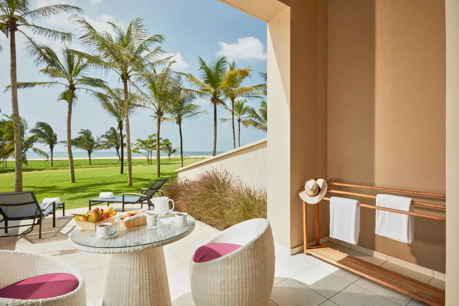 Deluxe King Room with Sea View - single occupancy in Sentido Heritance Negombo Deluxe King Room with Sea View - single occupancy in Sentido Heritance Negombo