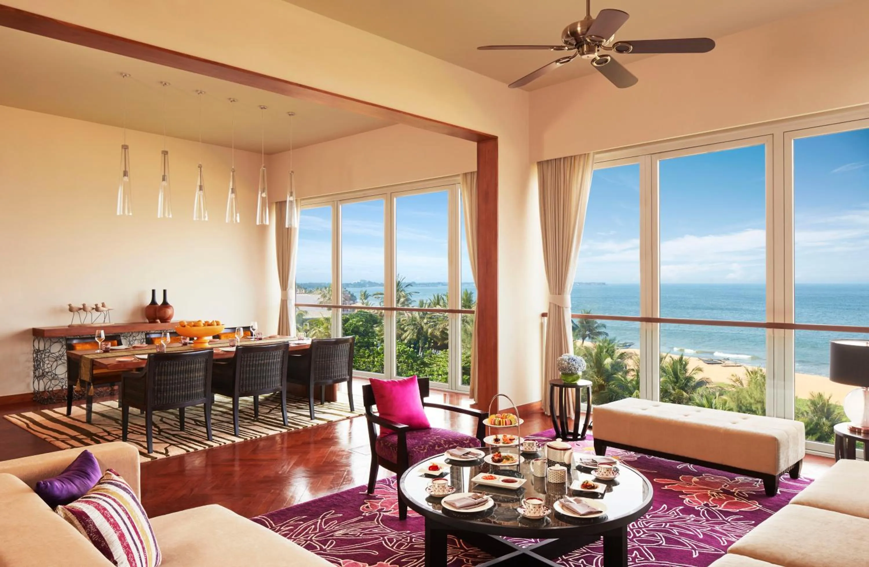 Living room in Sentido Heritance Negombo