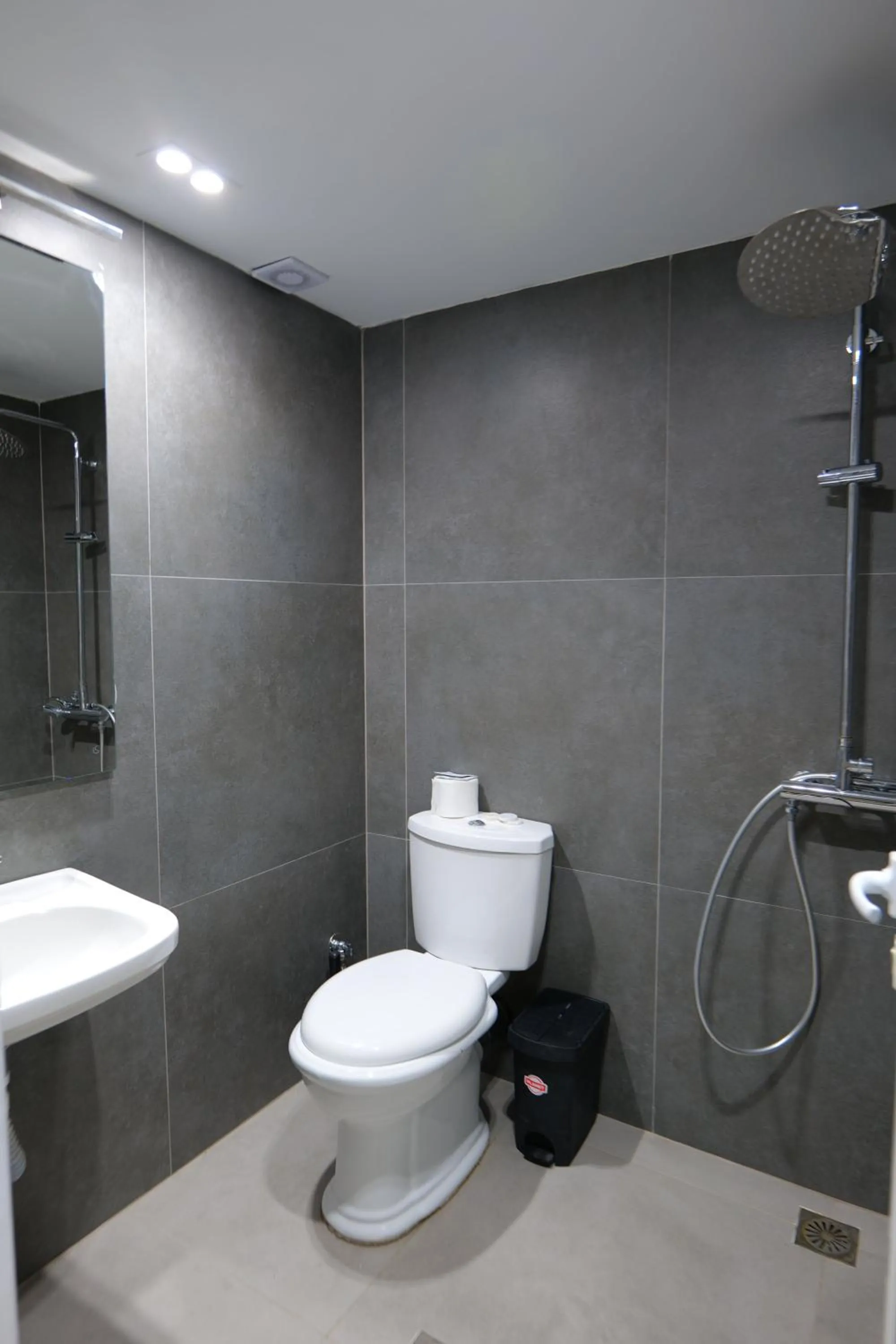 Bathroom in Hotel Jali