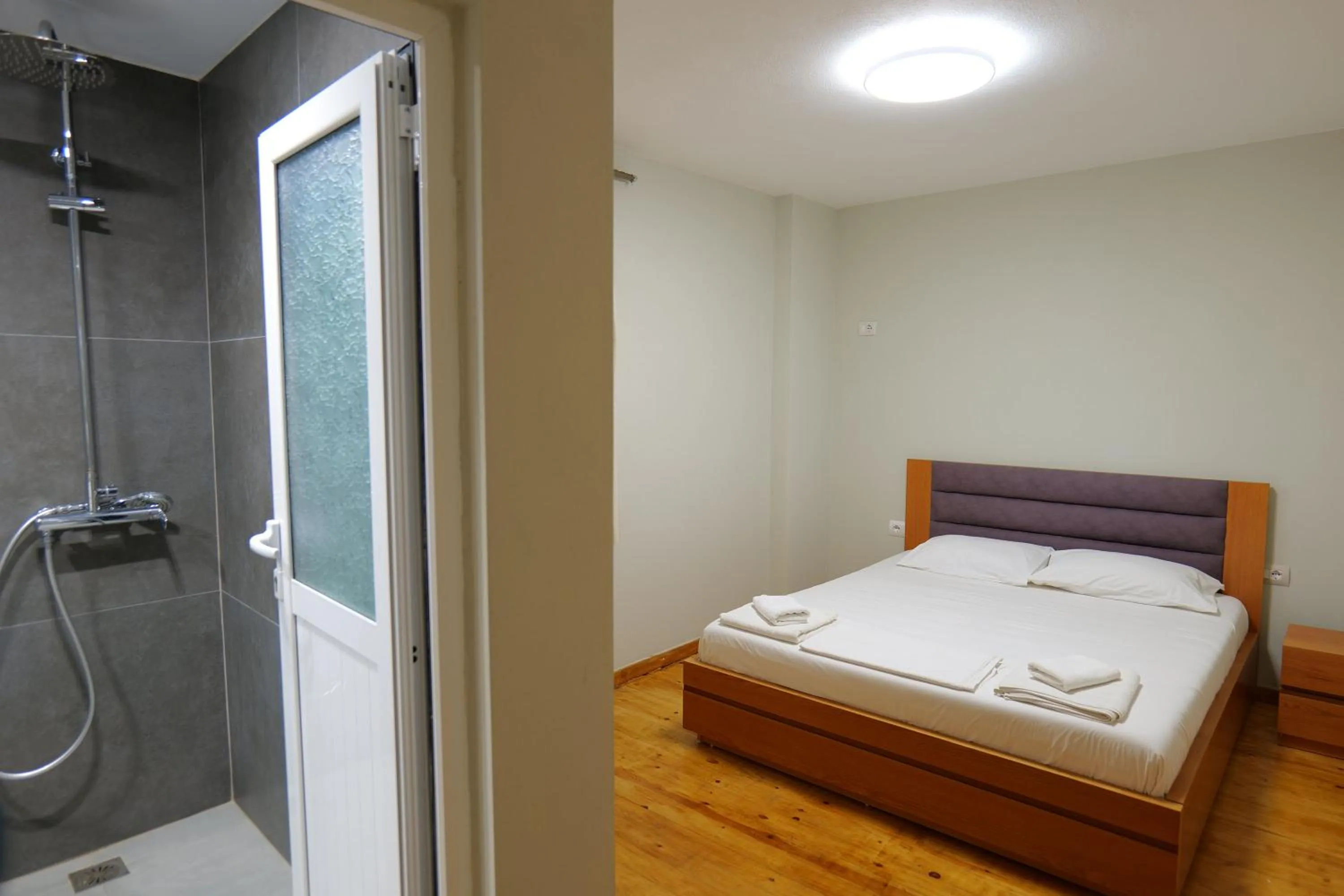 Bedroom, Bed in Hotel Jali