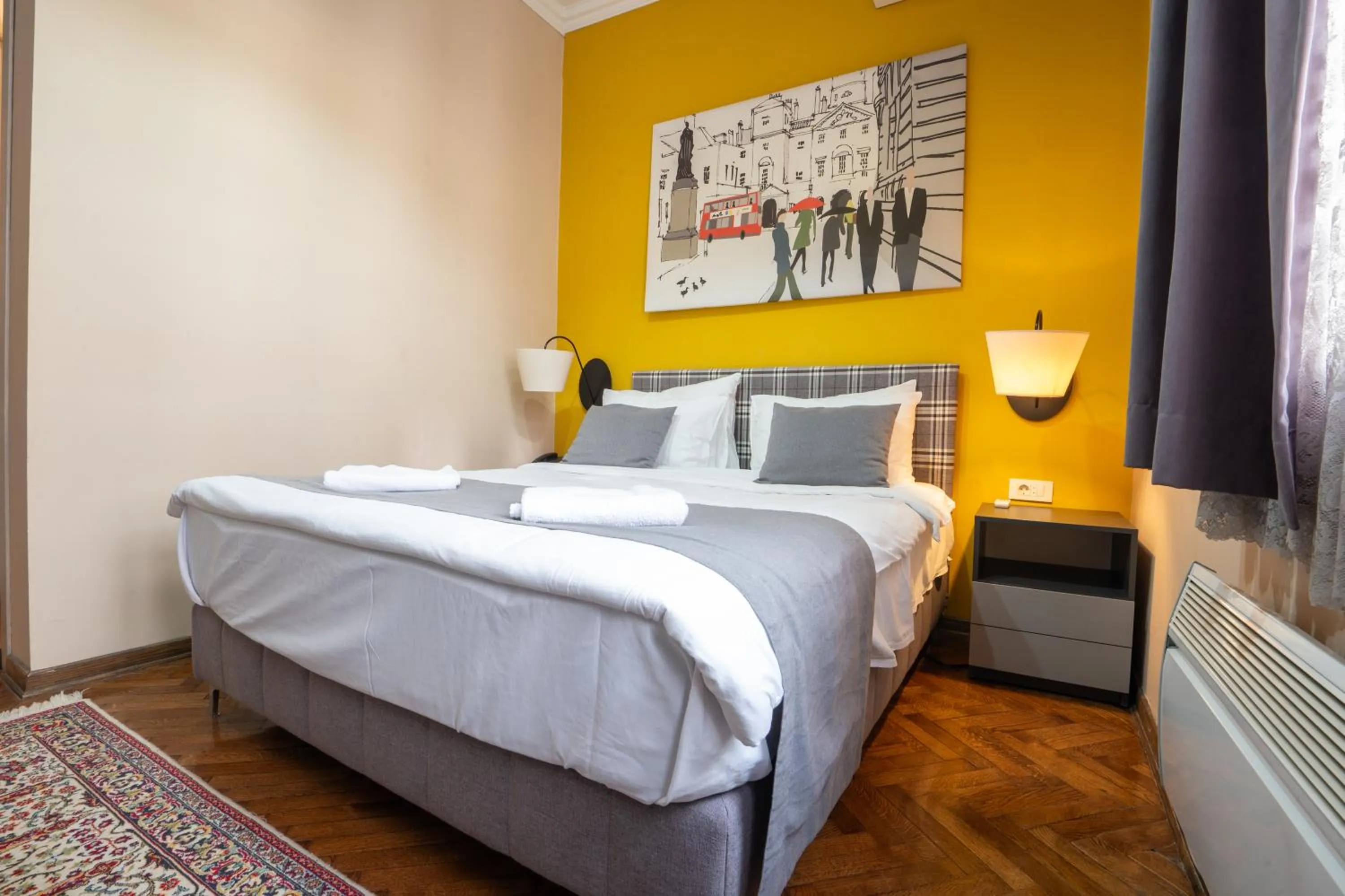 Bed in Hotel London B&B