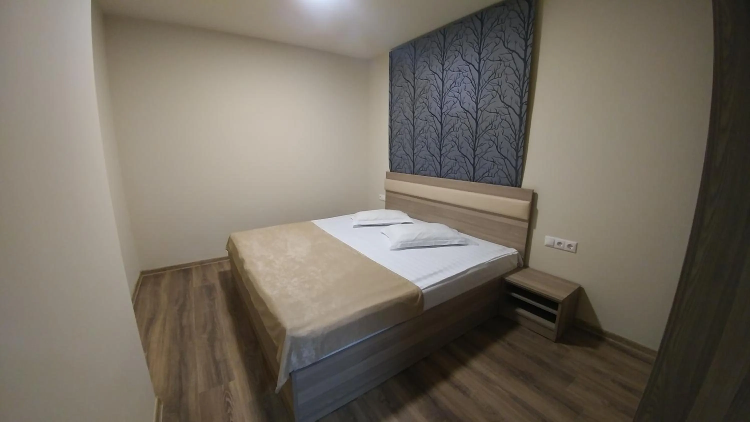 Bedroom, Bed in Cross Apartments and Tours