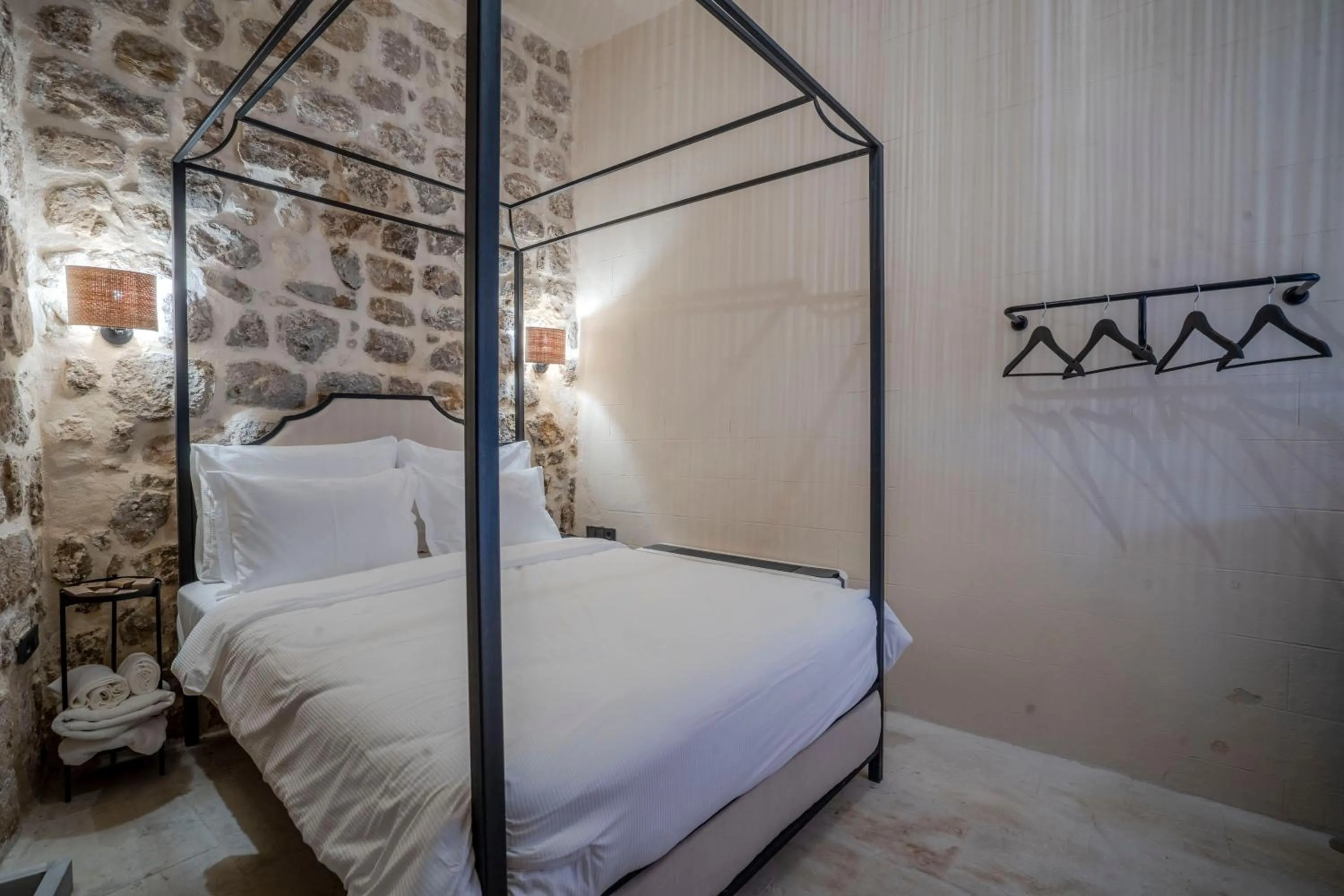 Bed in Maran House Mardin