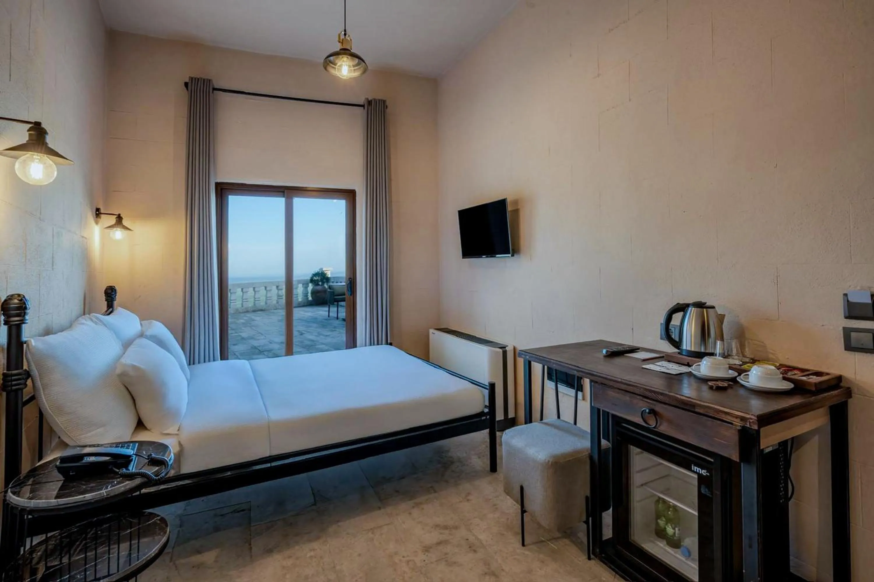 Bed in Maran House Mardin