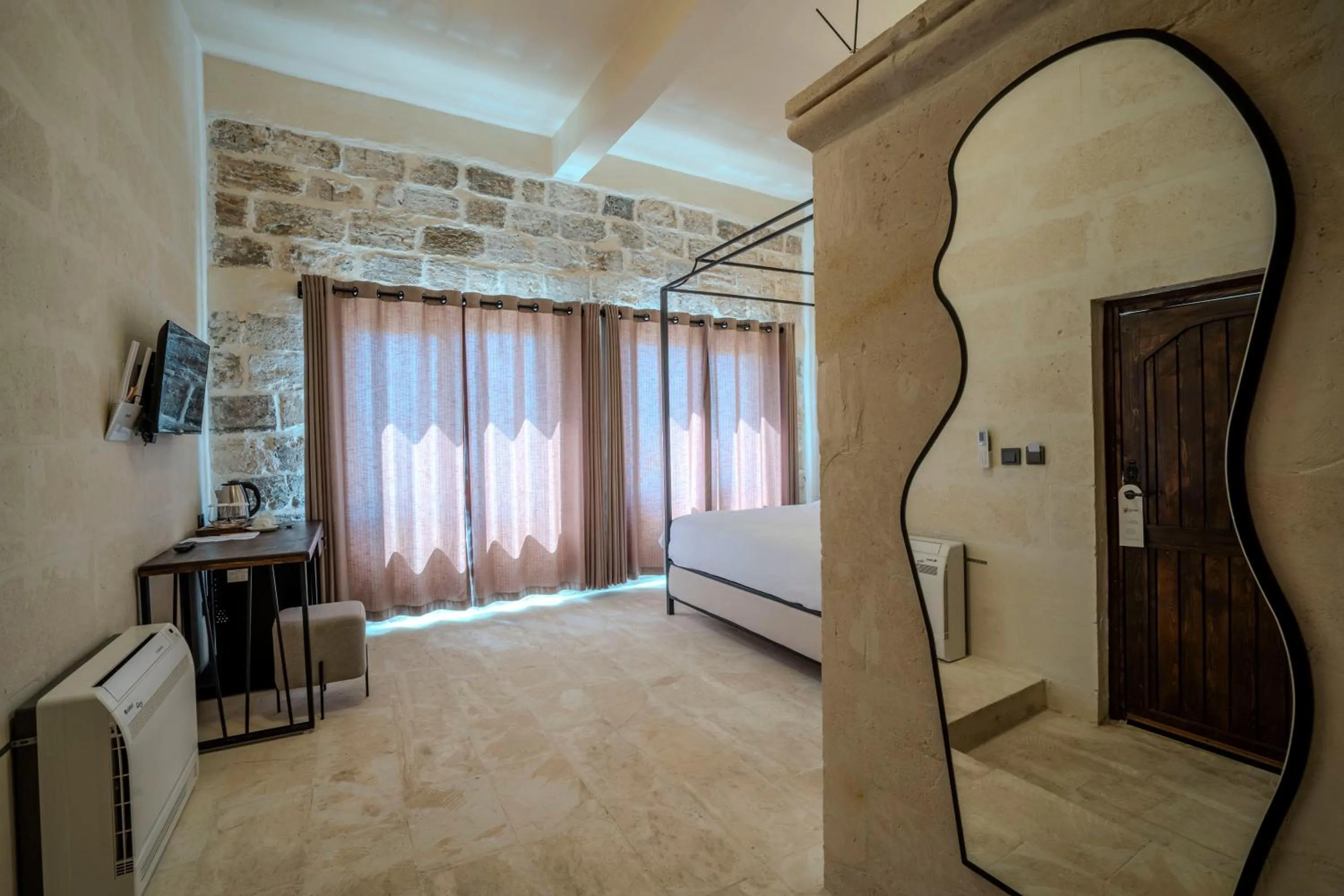 Bed in Maran House Mardin