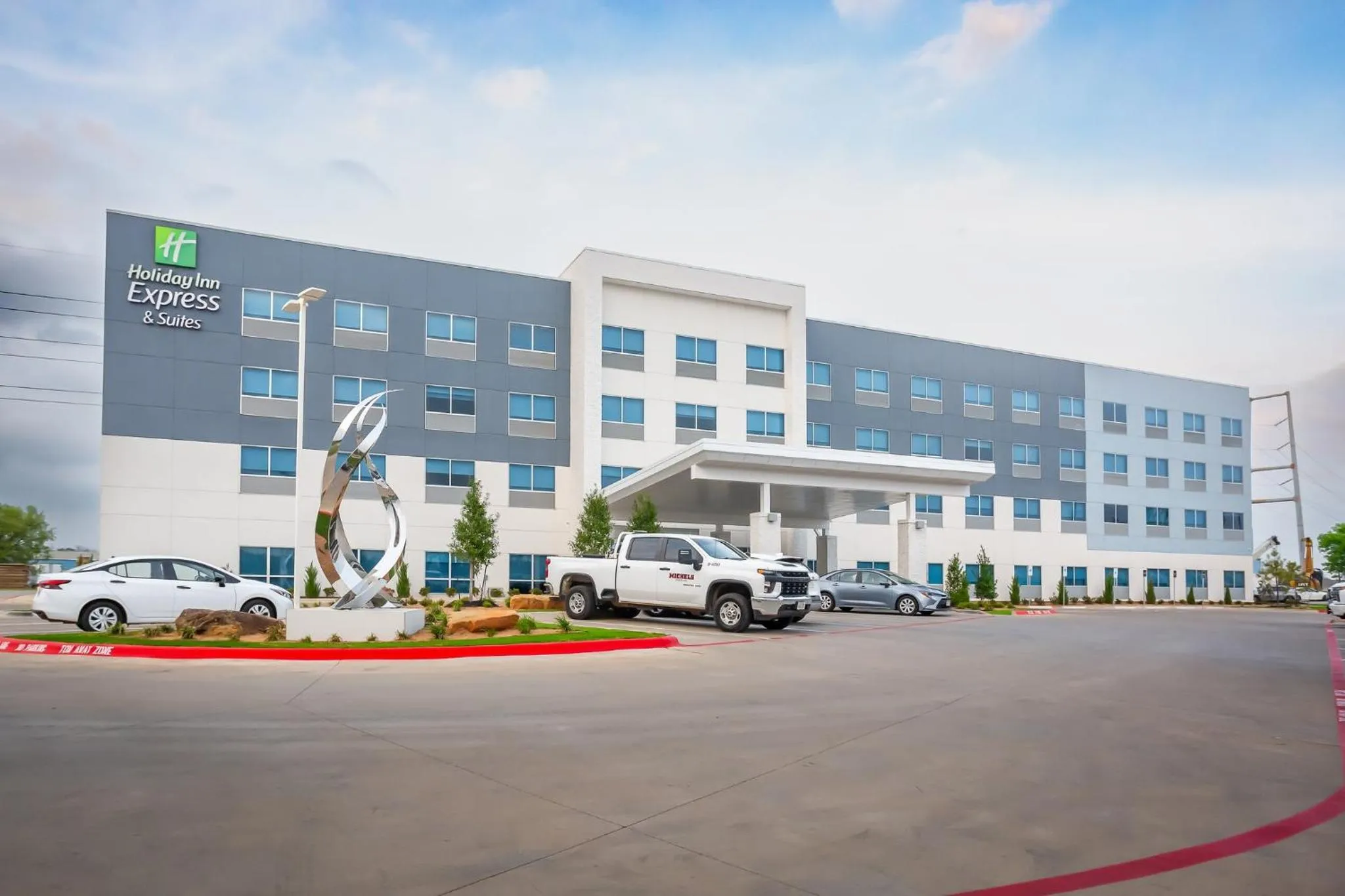 Property building in Holiday Inn Express & Suites Waco Downtown by IHG
