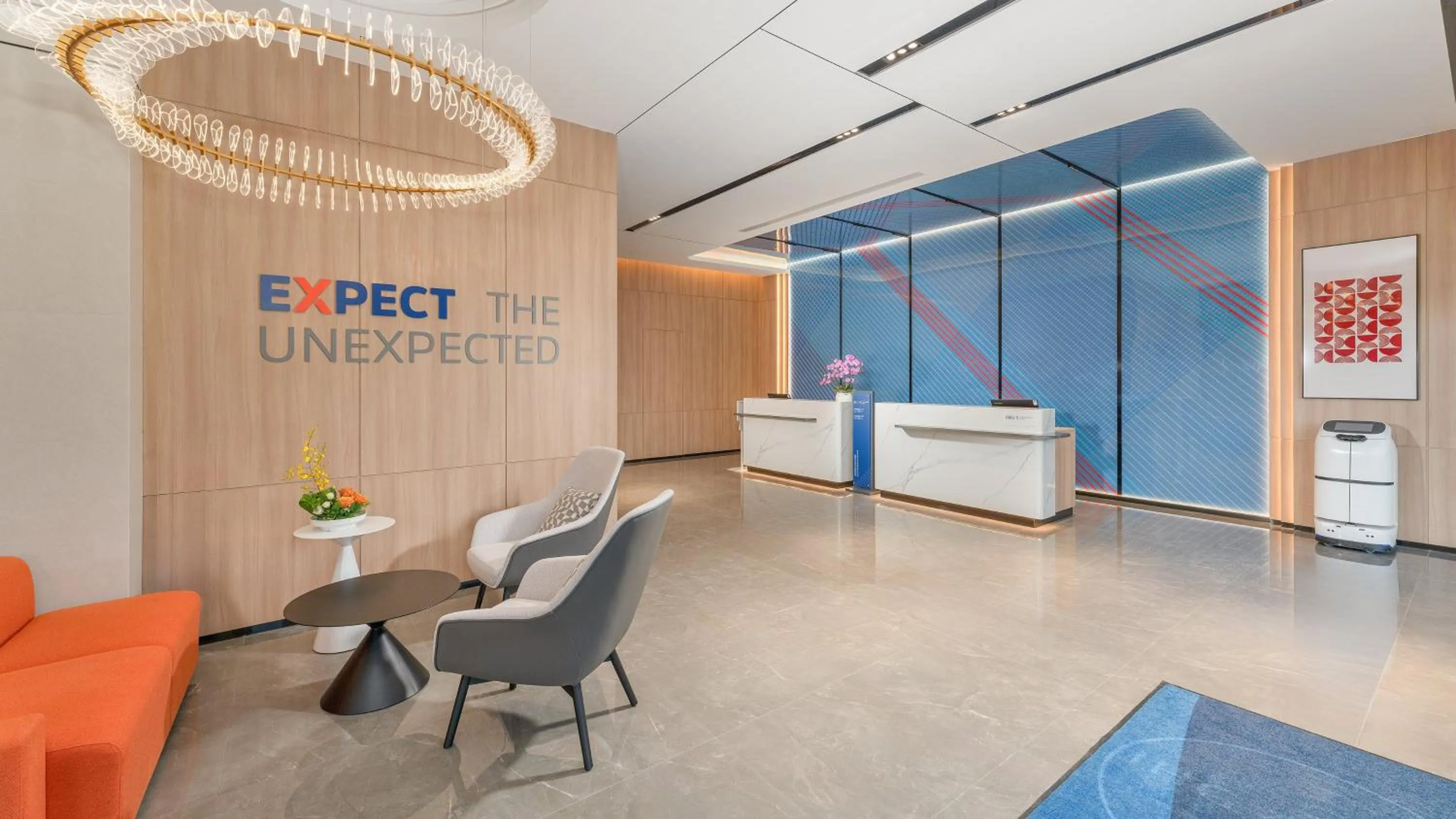 Property building in Holiday Inn Express Guangzhou University Town