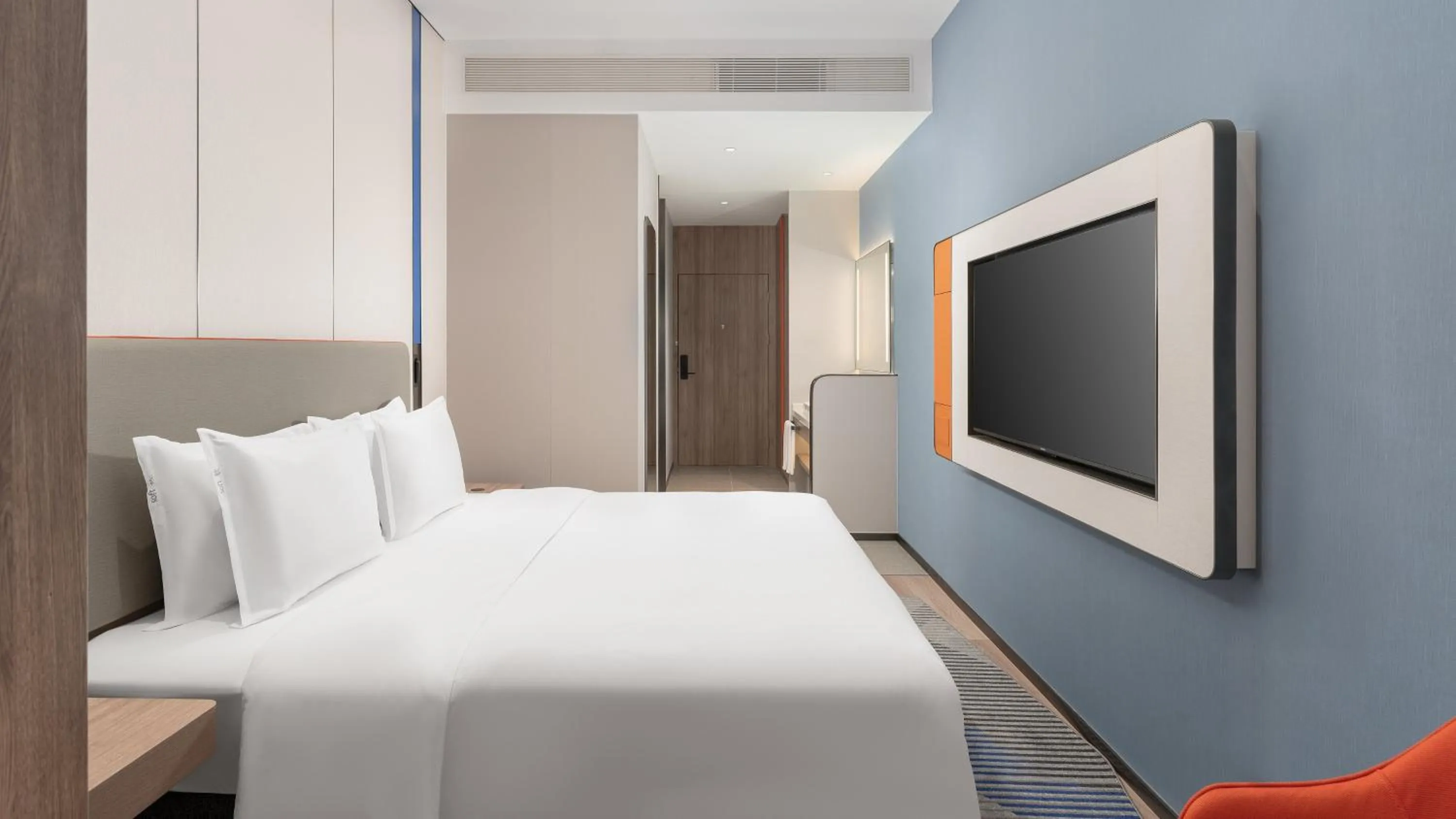 Photo of the whole room, Bed in Holiday Inn Express Guangzhou University Town