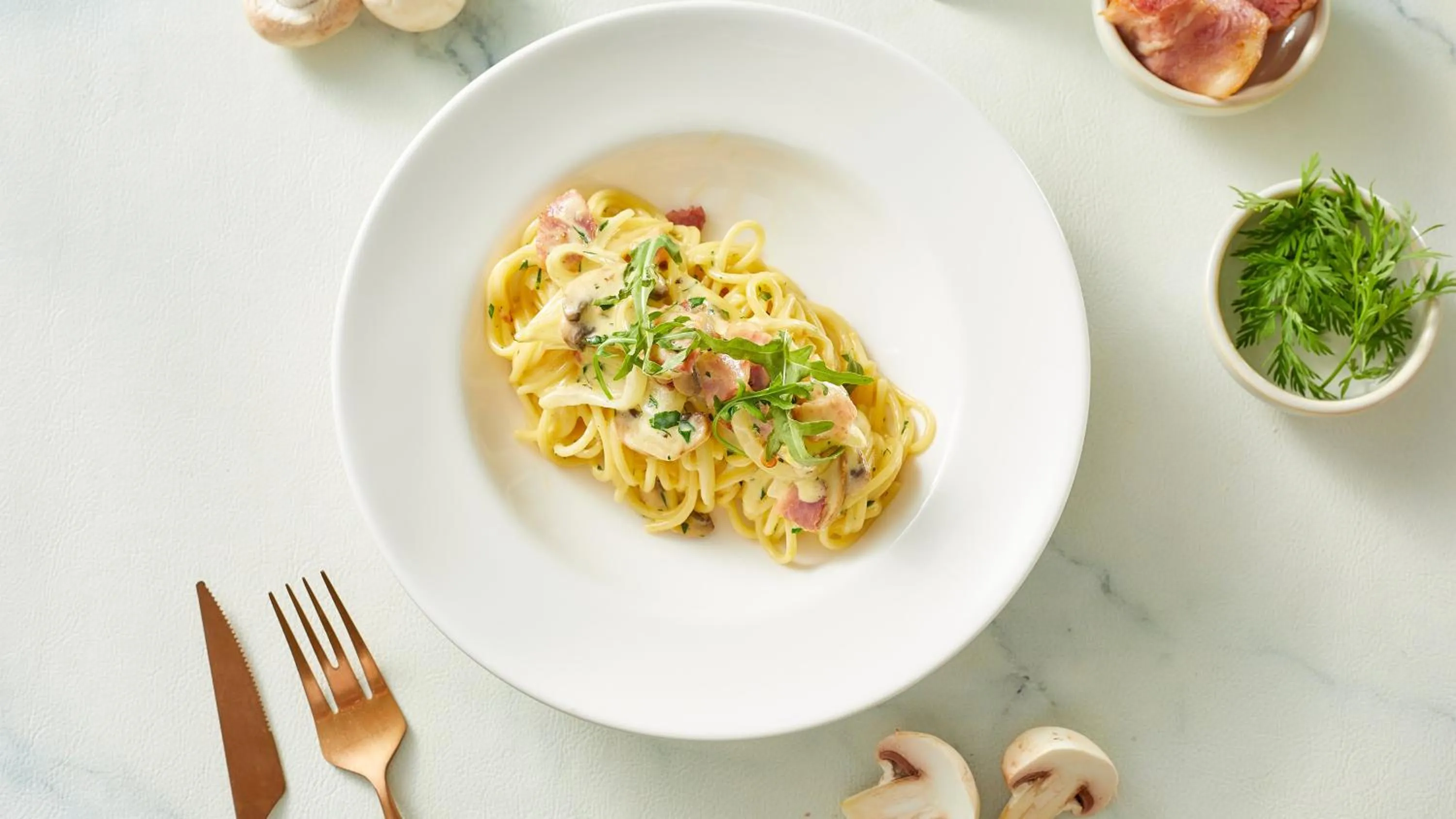 Photo of the whole room in Holiday Inn Shanghai Pudong Airport, an IHG Hotel