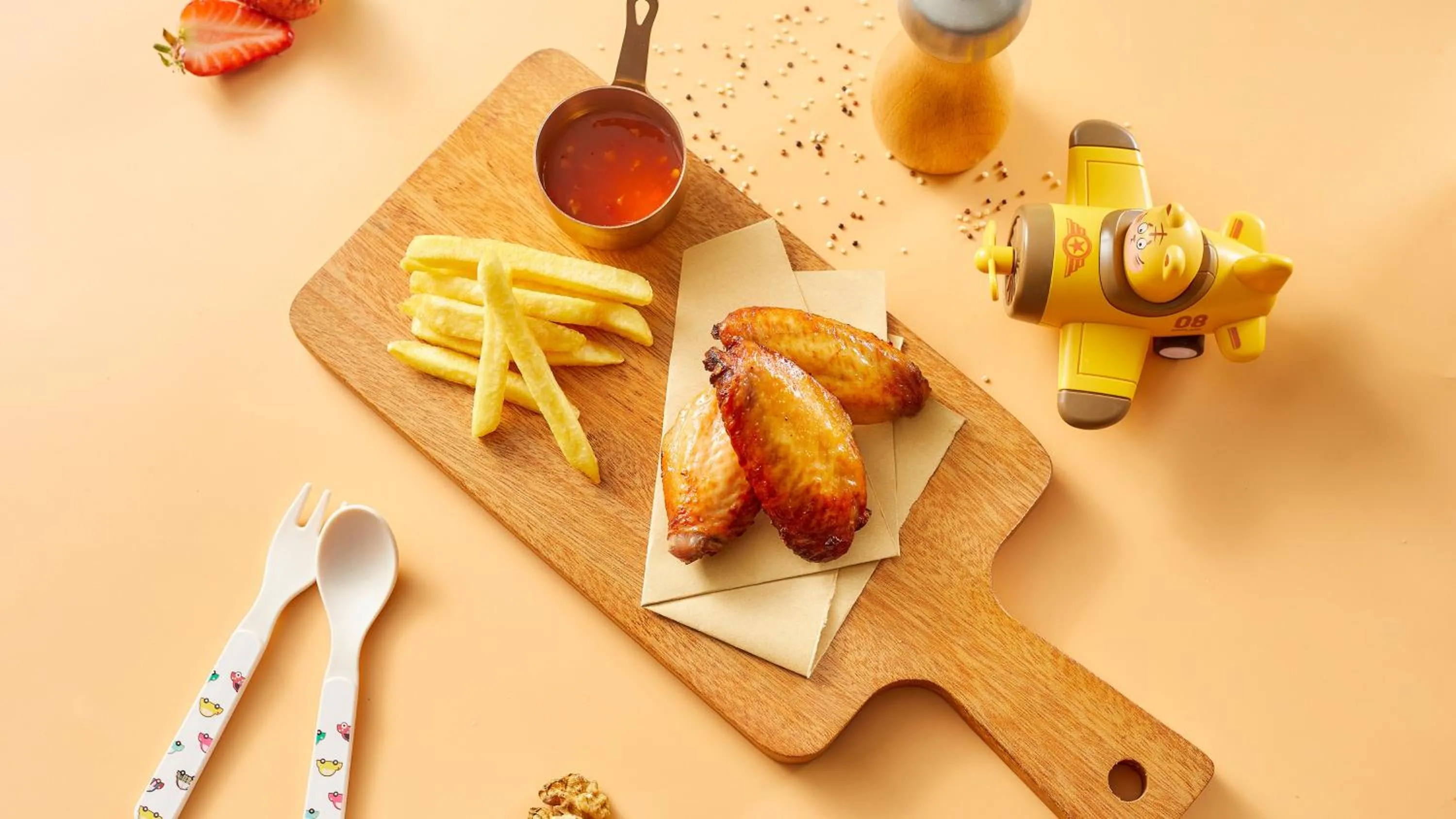 Restaurant/places to eat in Holiday Inn Shanghai Pudong Airport, an IHG Hotel