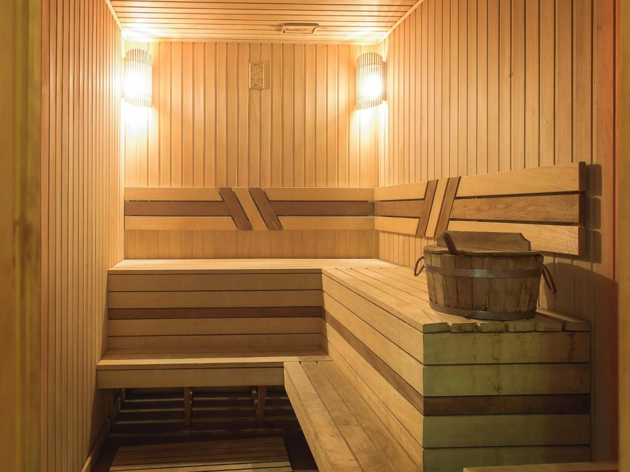 Sauna in Almaty Grand Erbil Hotel