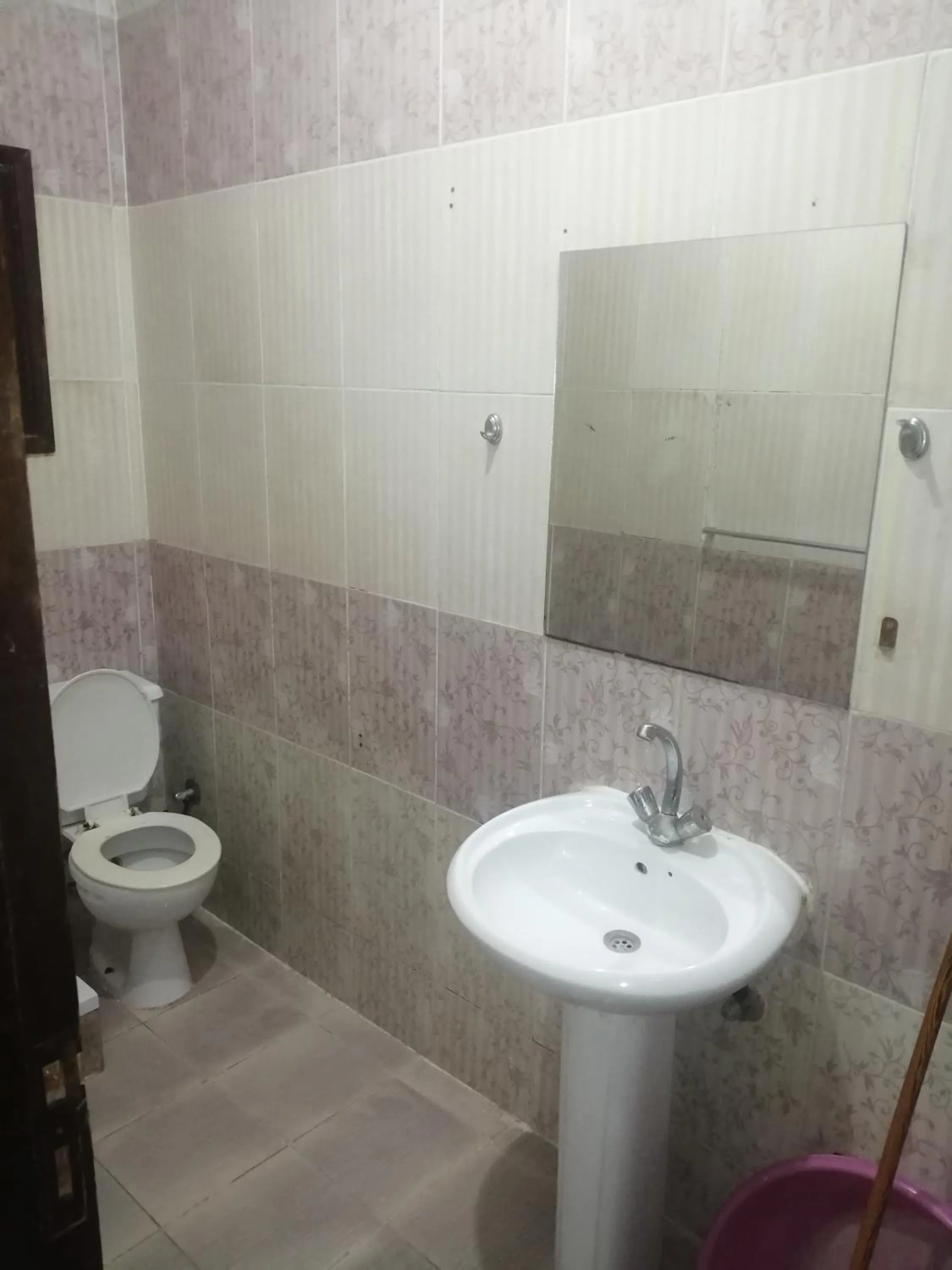 Bathroom in Al Dahar apartments Hurghada