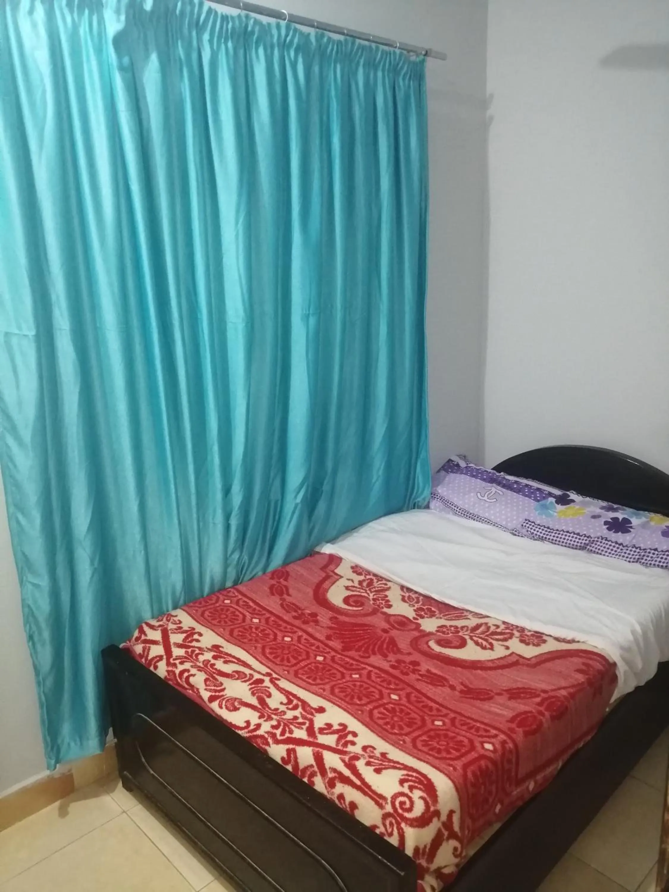 Bed in Al Dahar apartments Hurghada