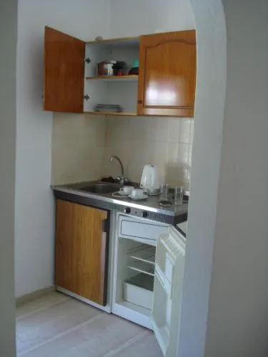Kitchen or kitchenette in Georgina Apartments