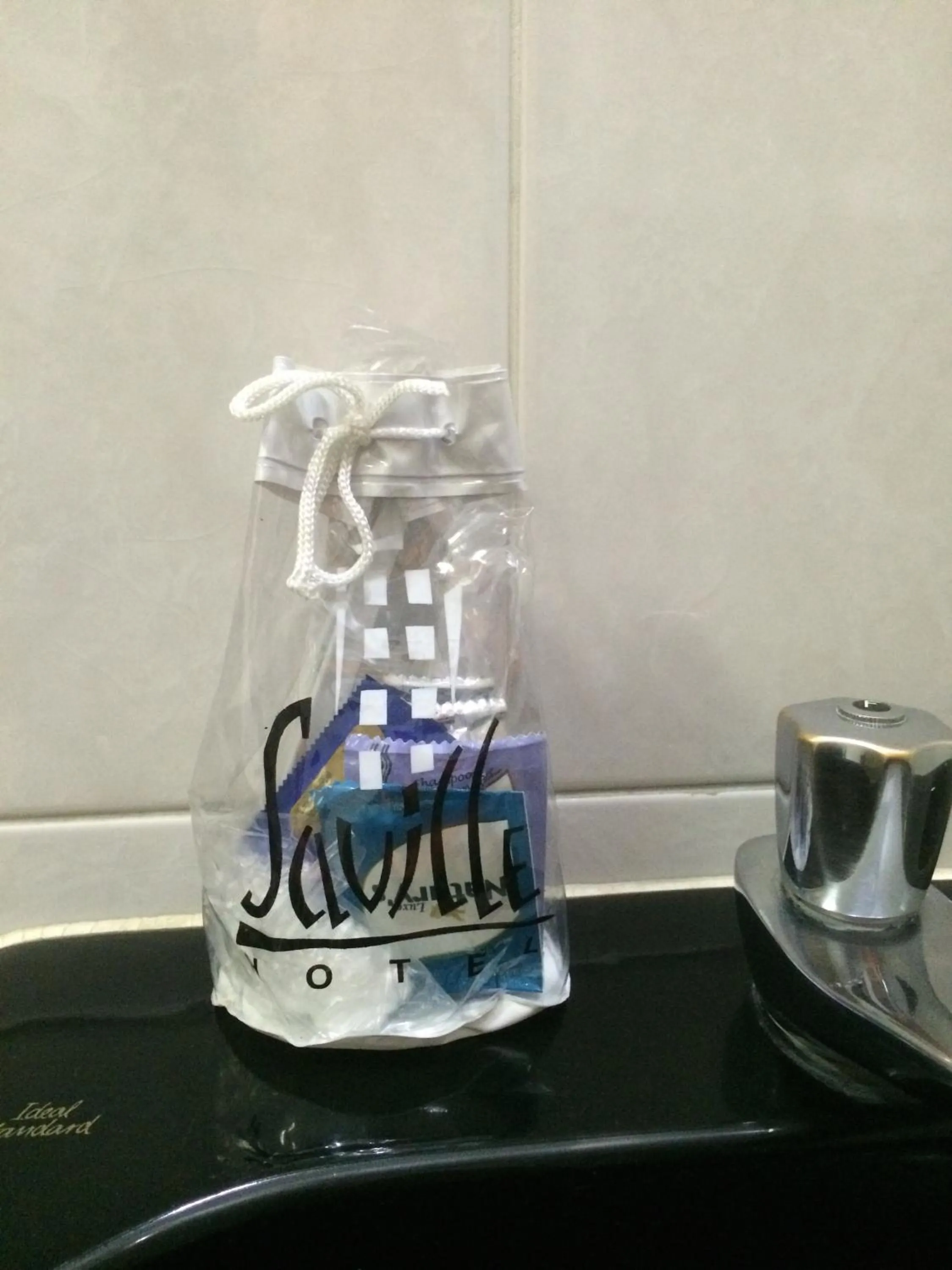 Bathroom in Saville Hotel