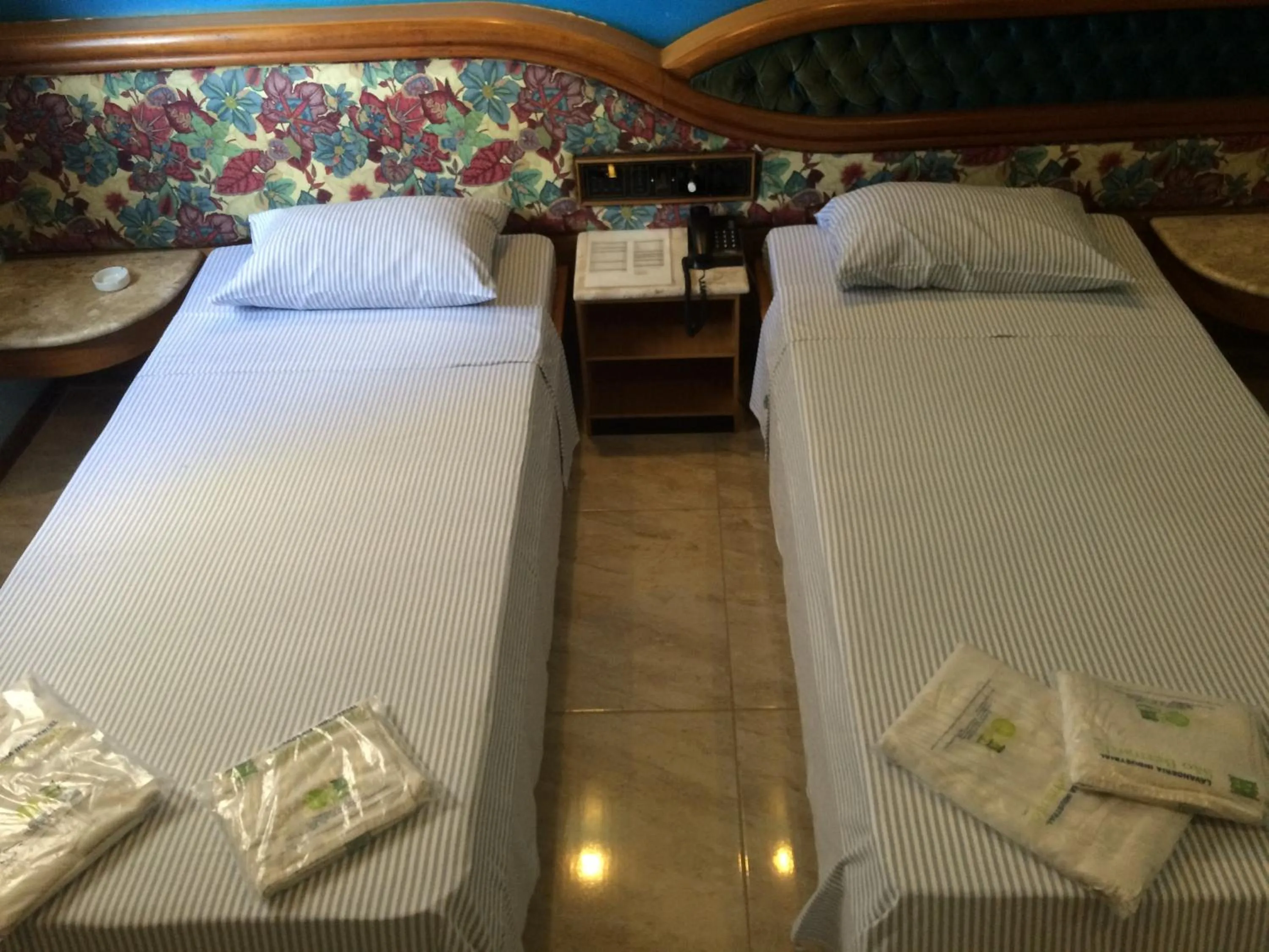 Bed in Saville Hotel