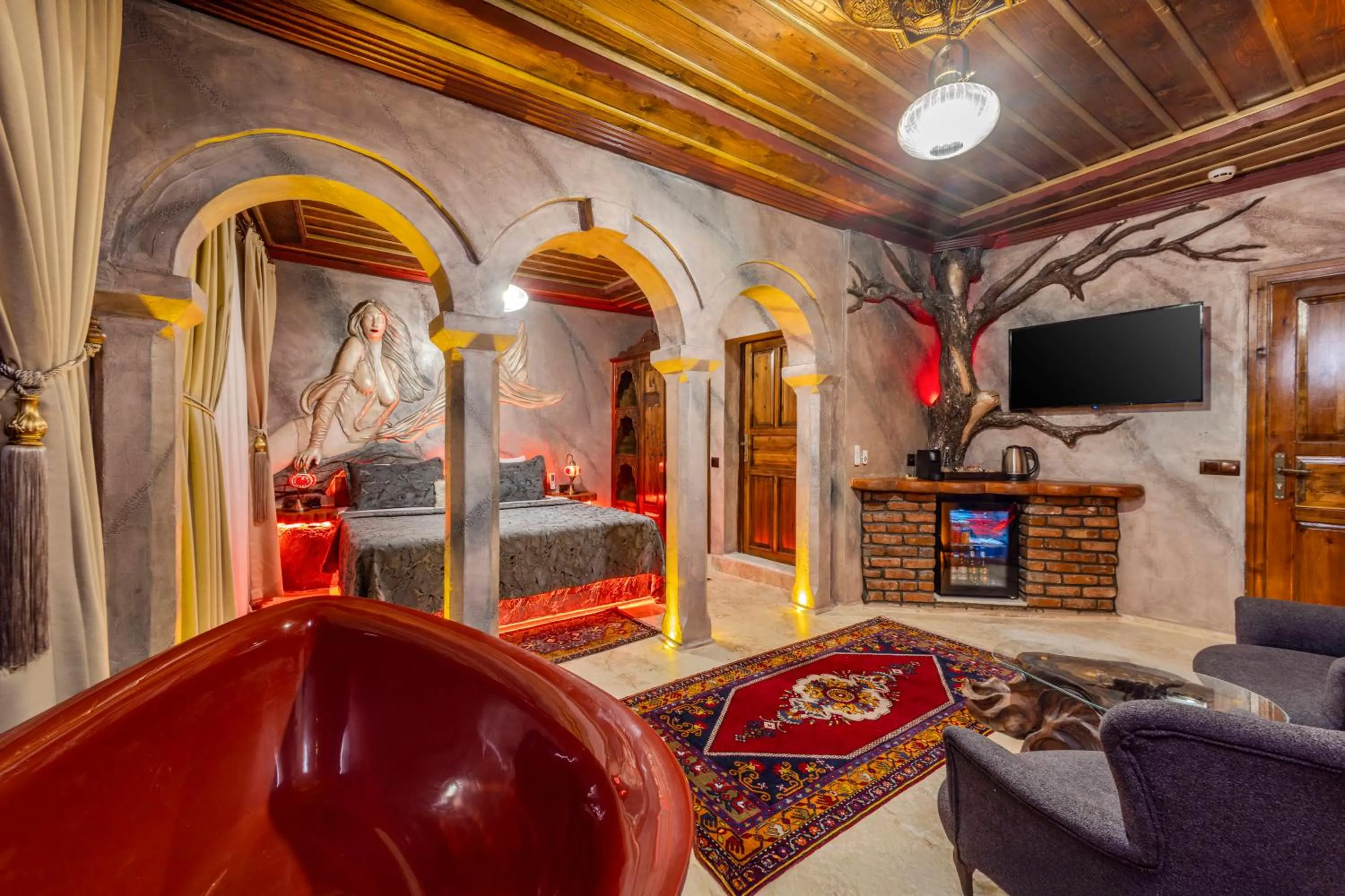 Photo of the whole room, Bed in Historical Goreme House