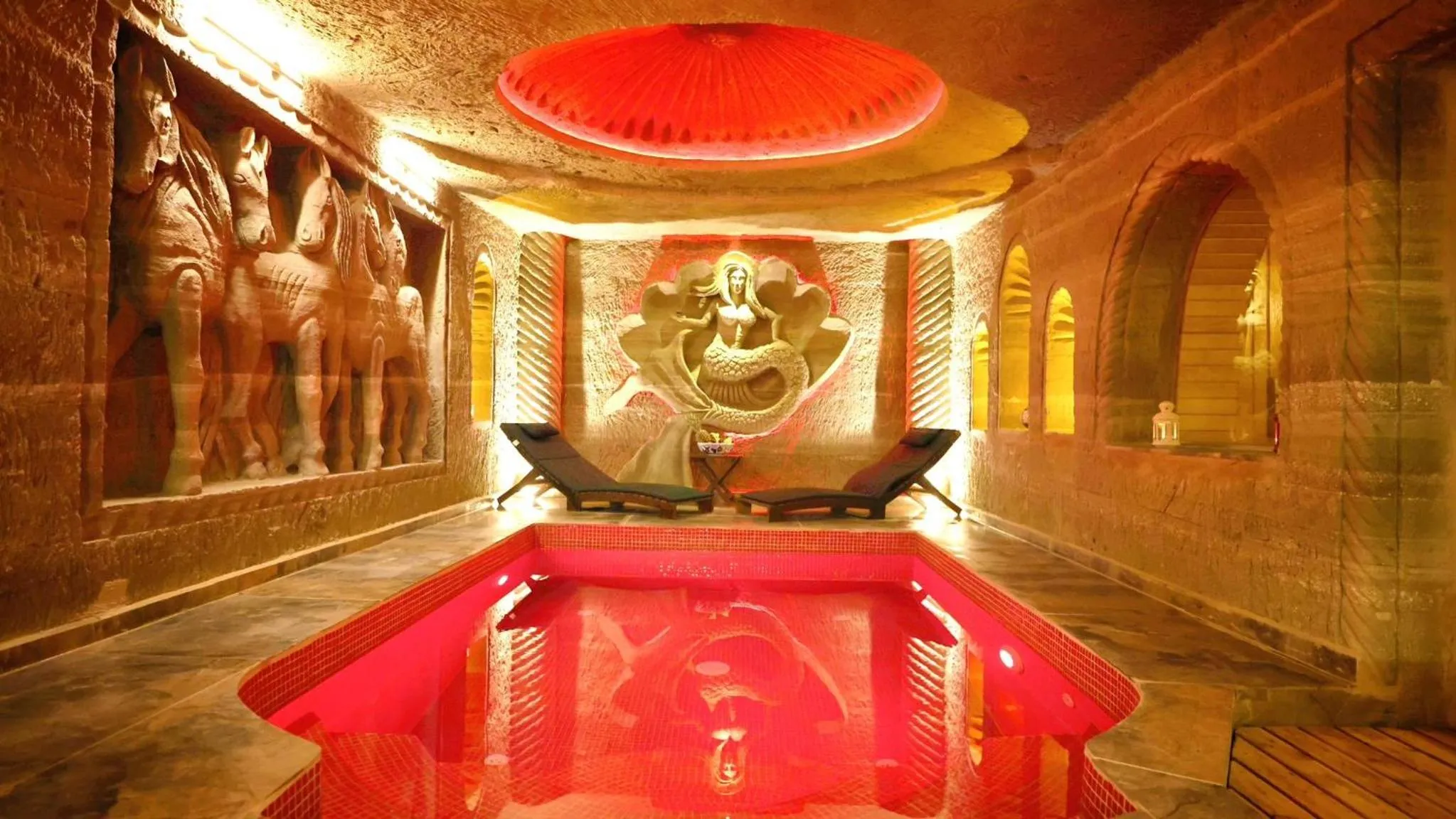 Swimming pool in Historical Goreme House