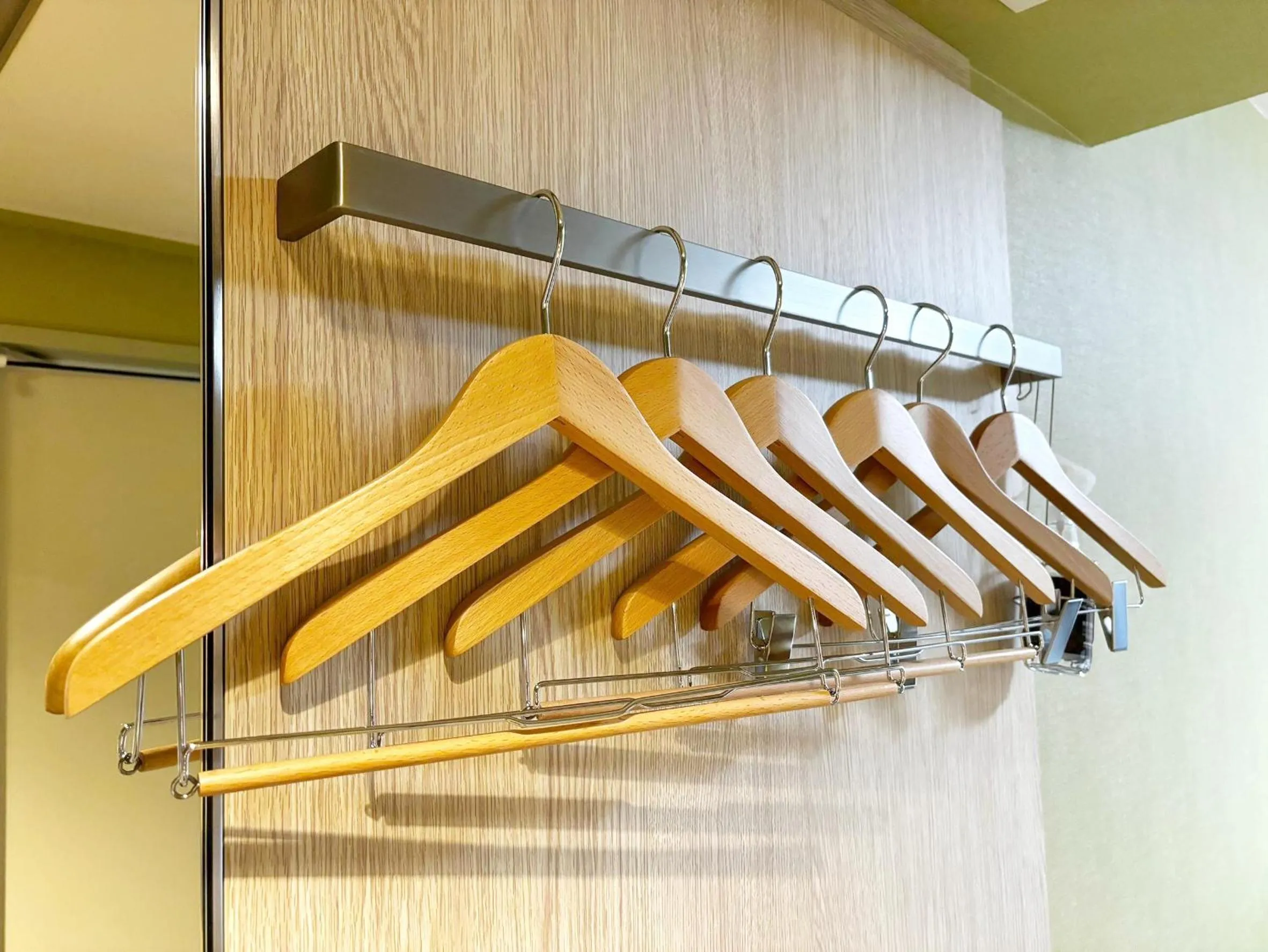 wardrobe in Hiyori Hotel Osaka Suminoekoen Station